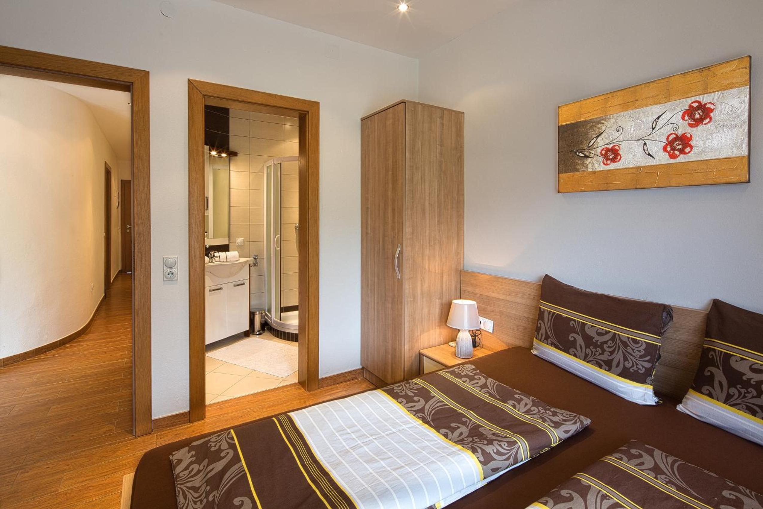 Montelux Apartments
