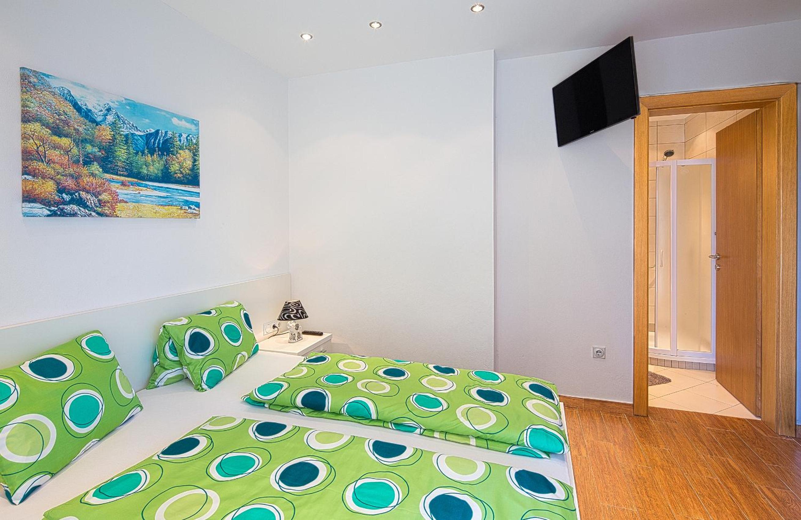 Montelux Apartments