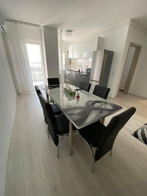 Happy apartment 1