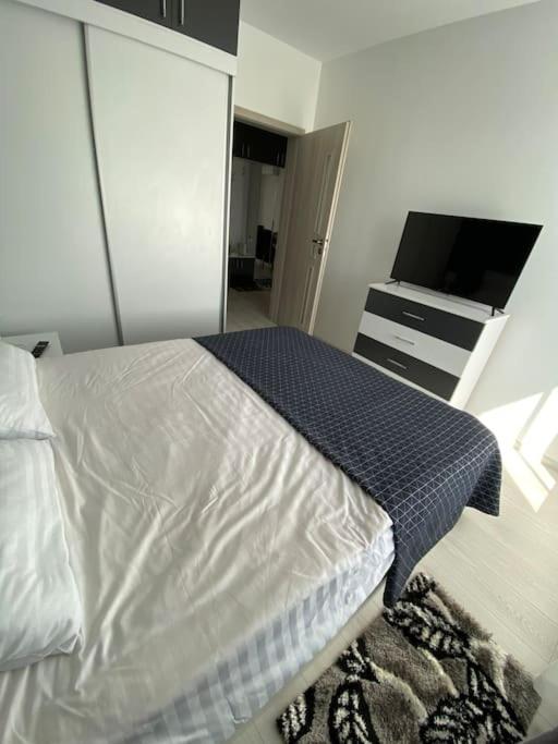 Happy apartment 1