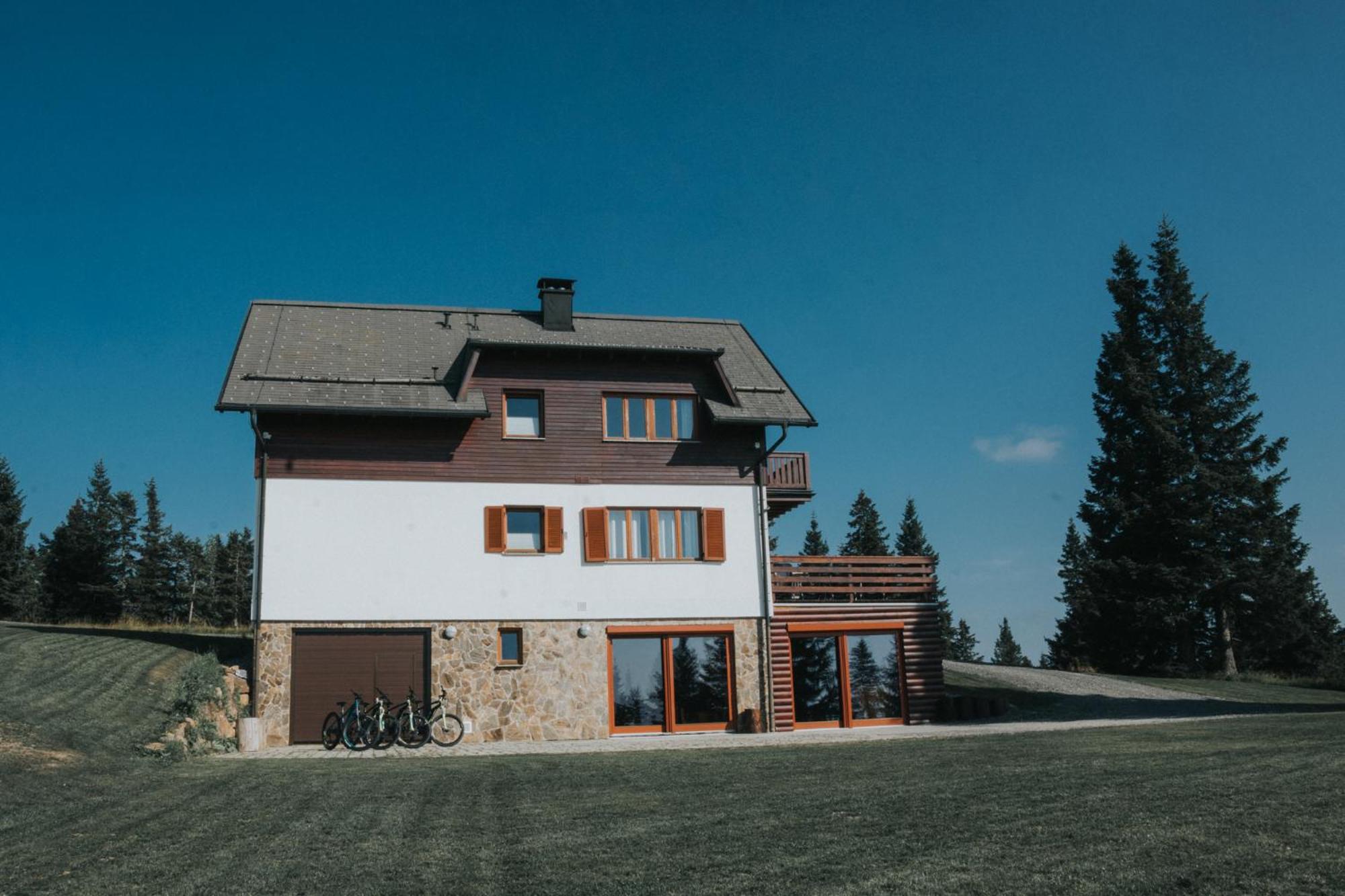 Apartmaji Mara view 2