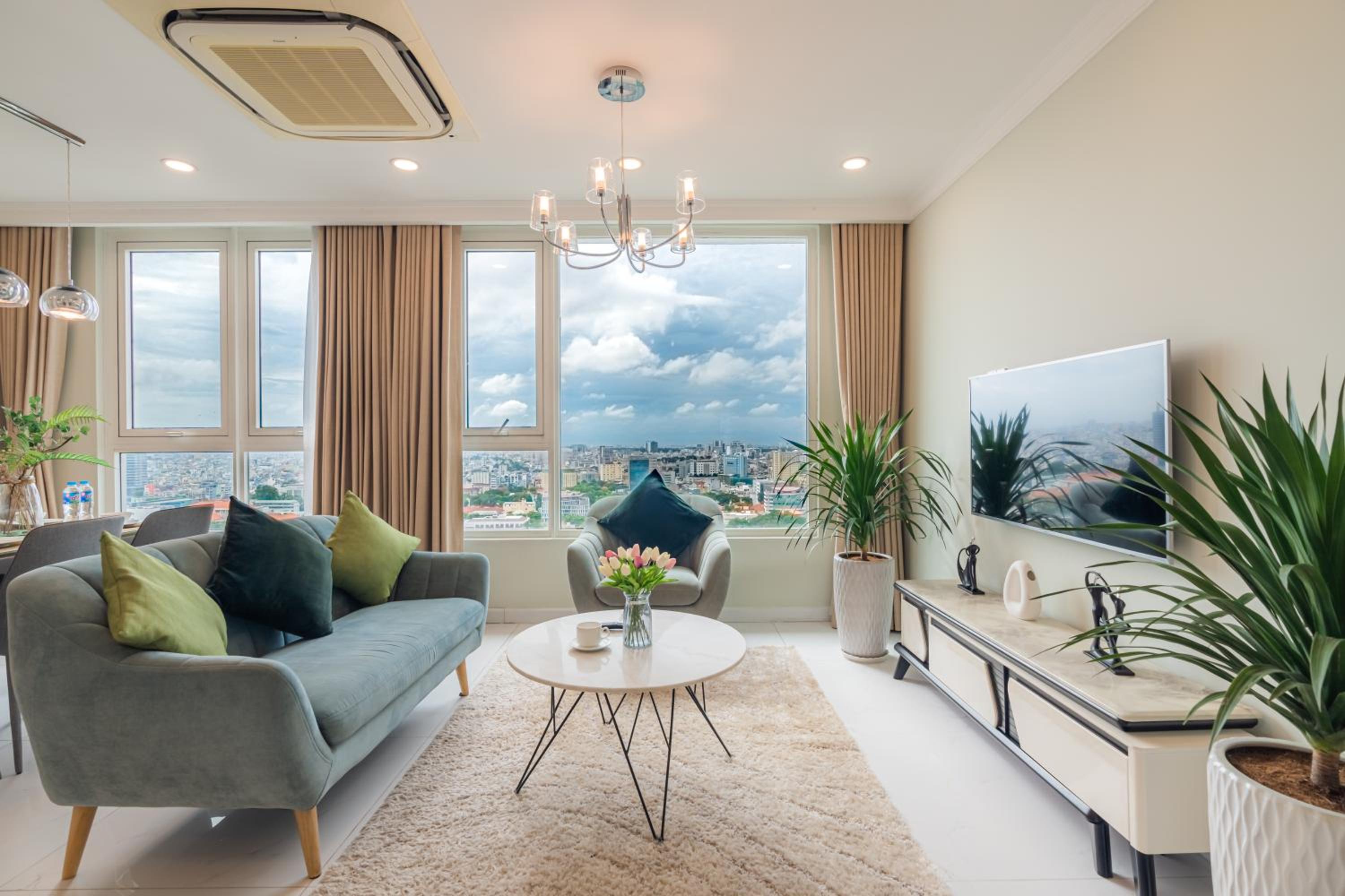 Léman Luxury Apartment District 3 HCMC