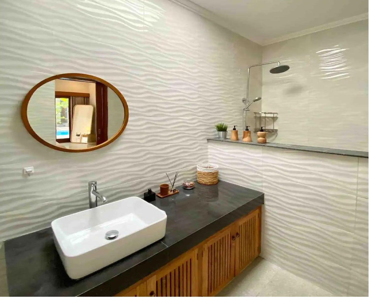 BRAND NEW Villa Samira, 5mn to Seminyak view 5