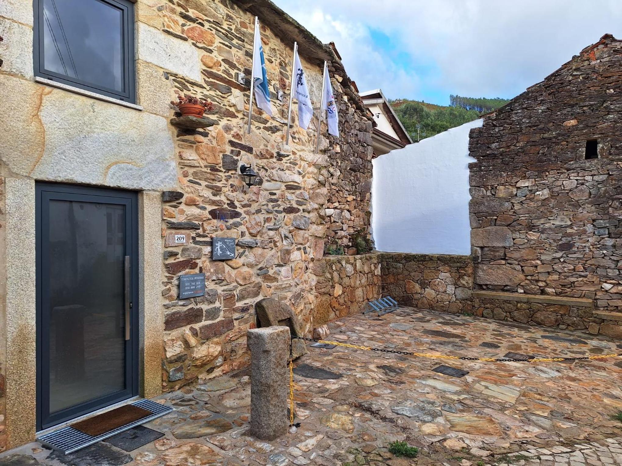 Ribança Village