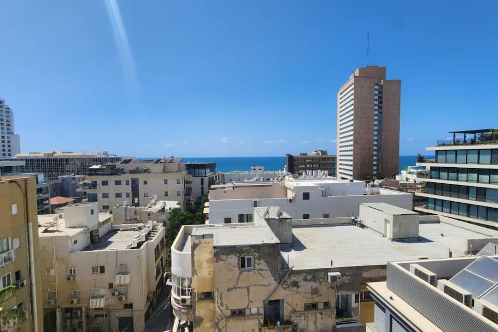 Penthouse Sea View in Ben Yehuda by HolyGuest
