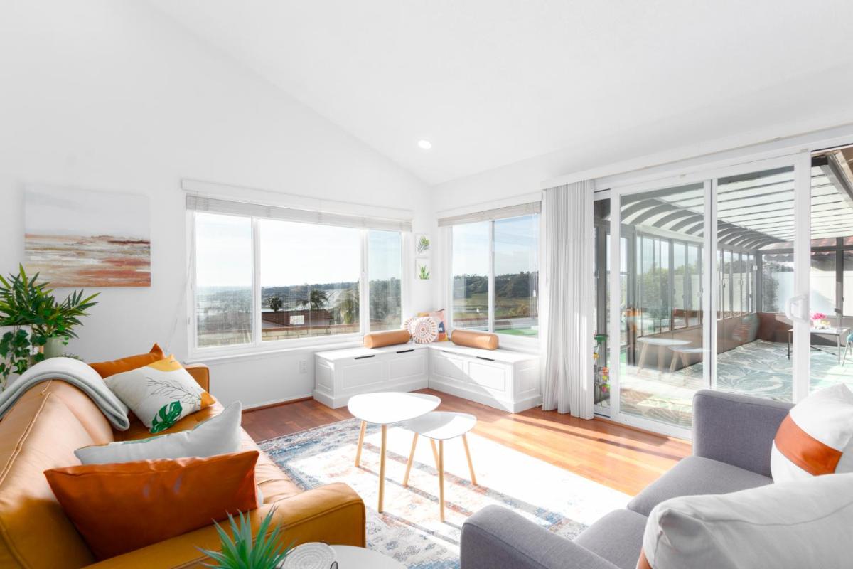 Vacation Oasis! Ocean Views~Mini Golf~King-Suites view 3