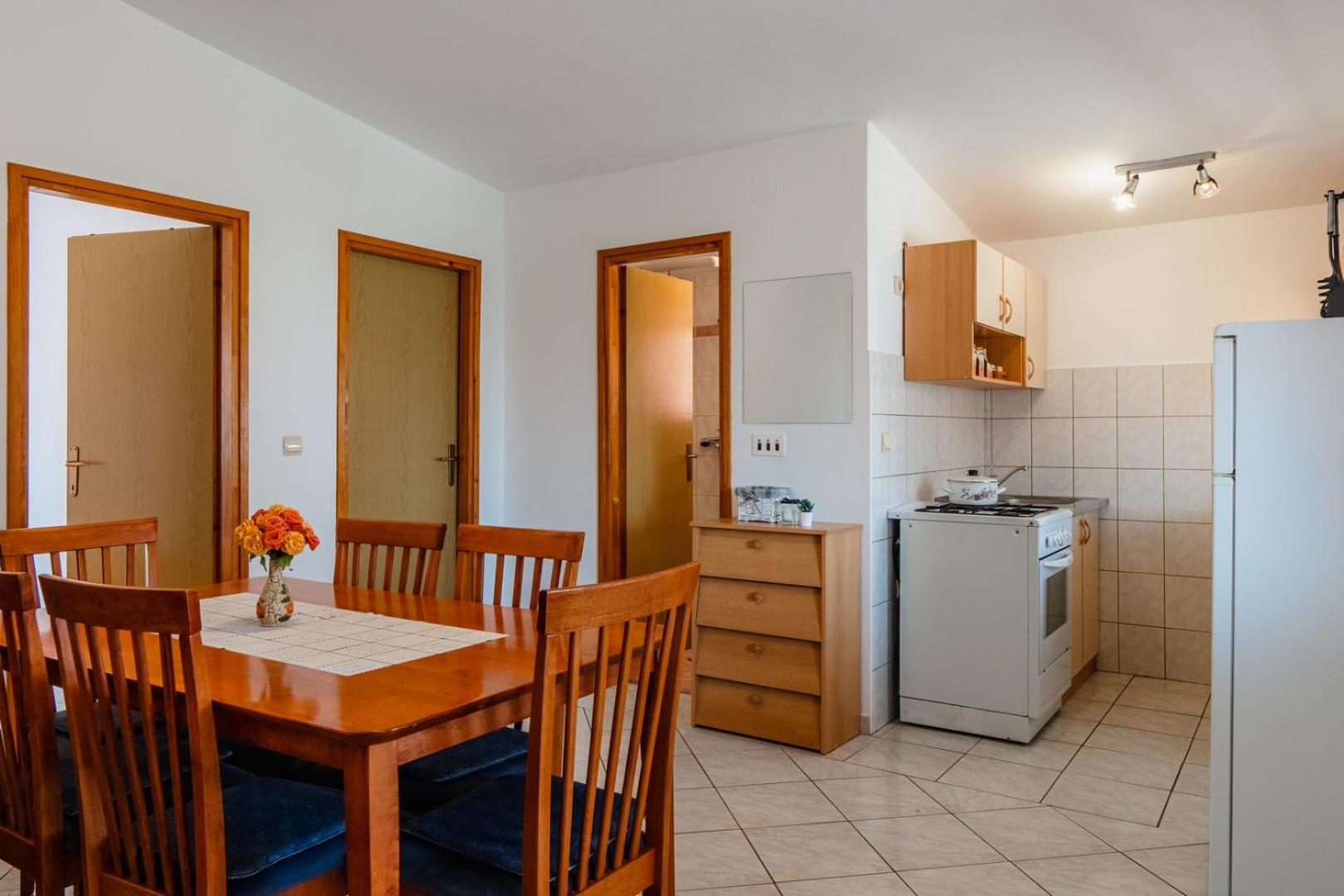 Apartments Lecek