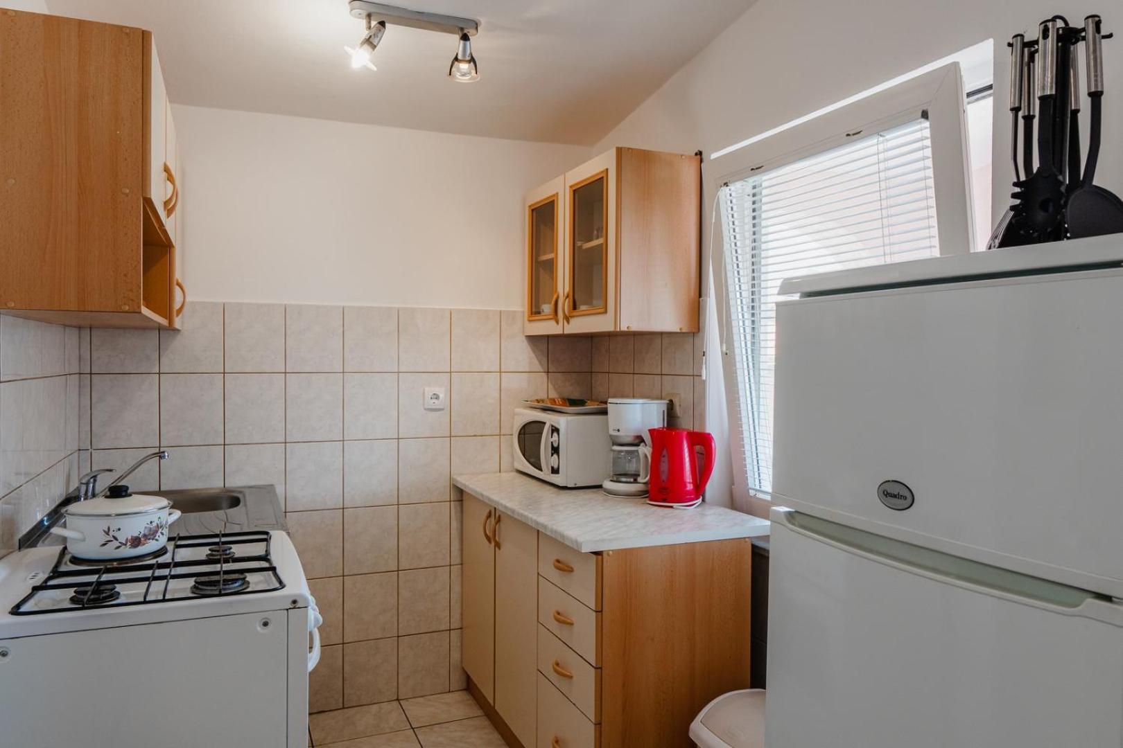 Apartments Lecek