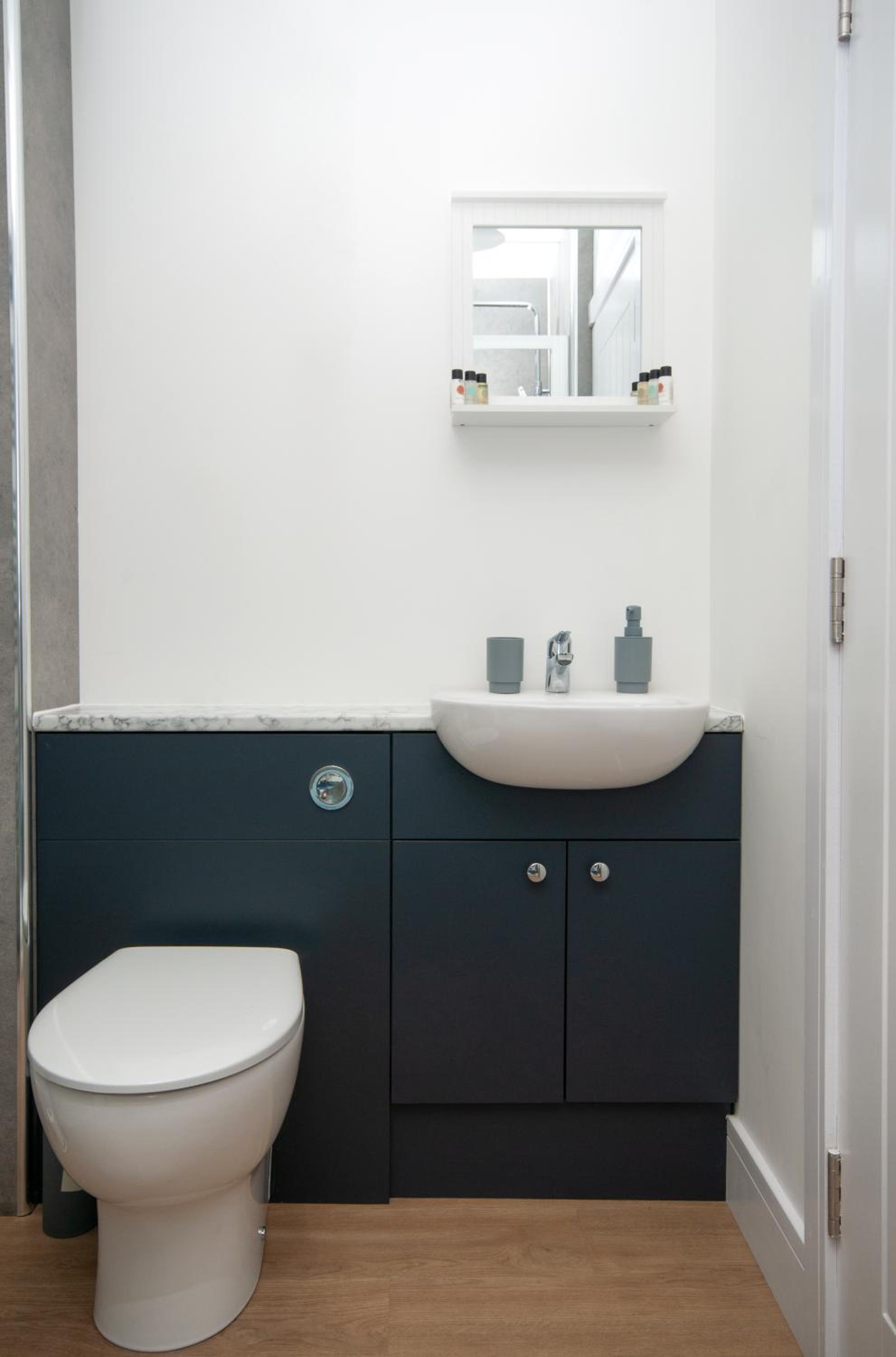 Cara Lodge, Comfortable Self Check-in En-suite Guest Rooms view 2