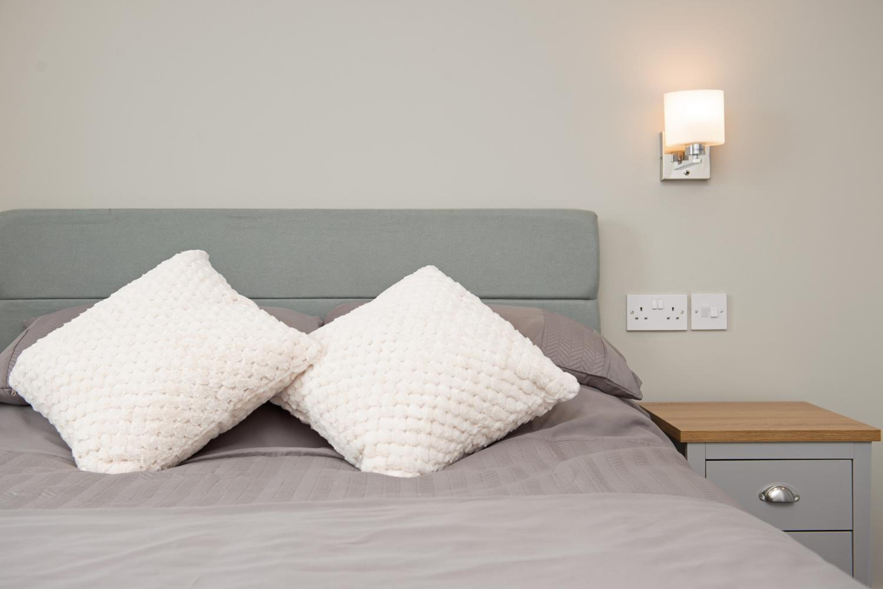Cara Lodge, Comfortable Self Check-in En-suite Guest Rooms view 3