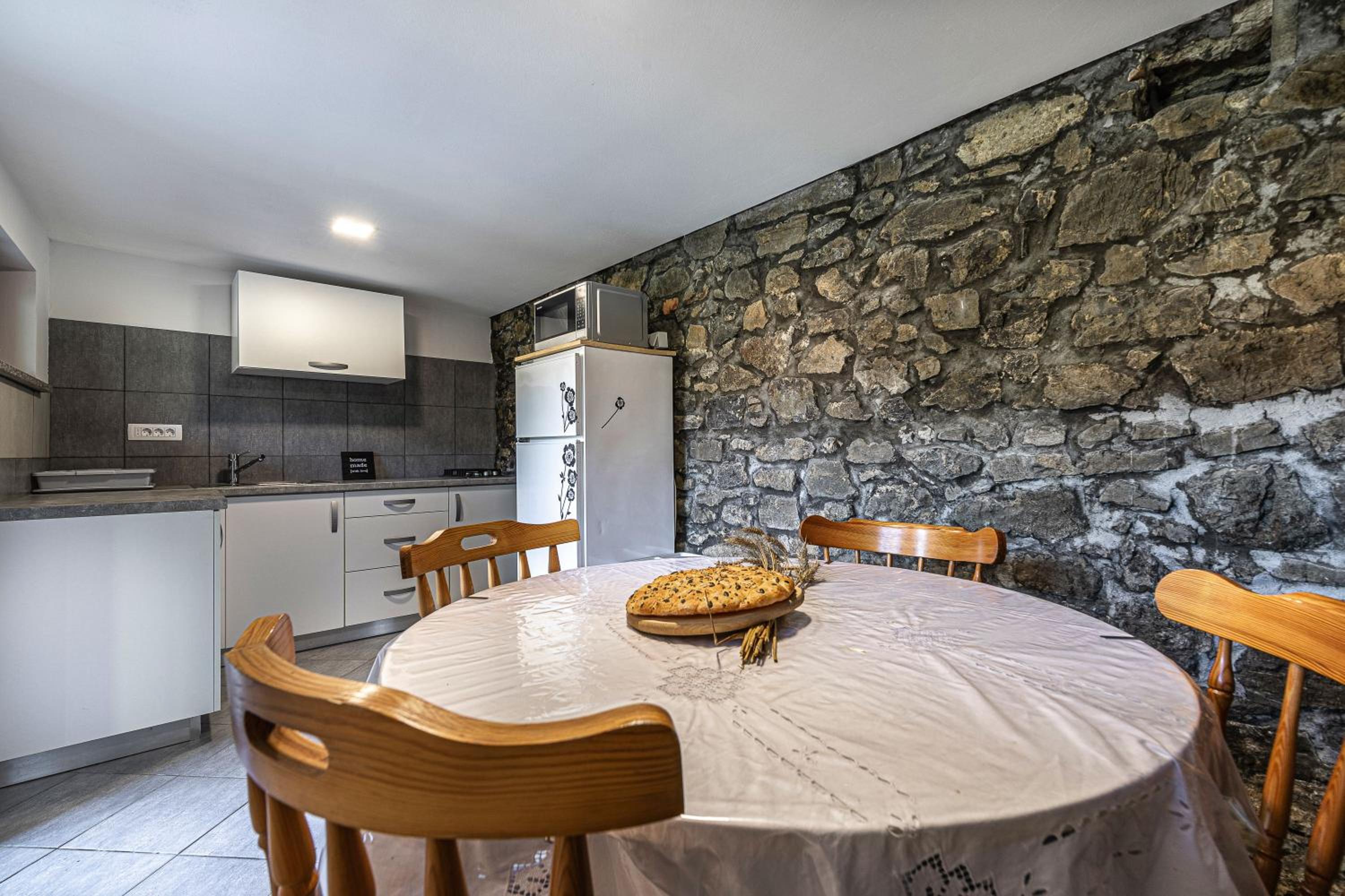 Kolpa Zupančič Vineyard Apartments view 5