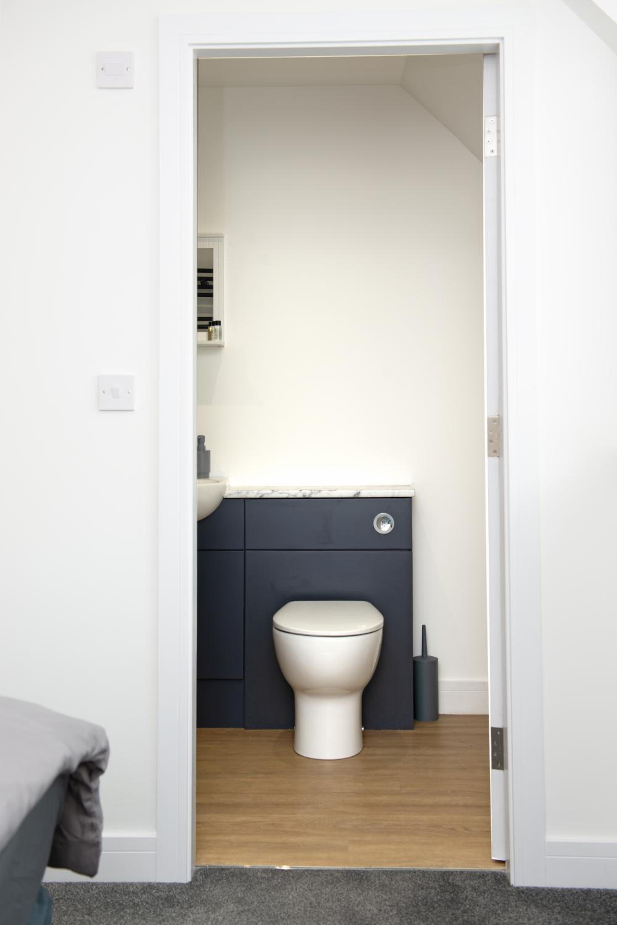 Cara Lodge, Comfortable Self Check-in En-suite Guest Rooms view 5