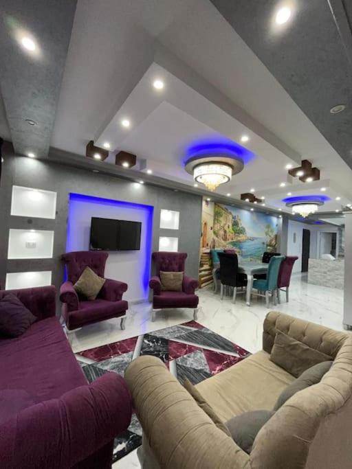 Heaven Pyramids View Apartment