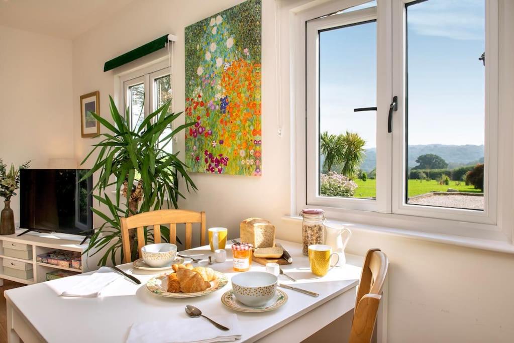 Luxury Country Cottage - Apple Pie Luxury Escapes