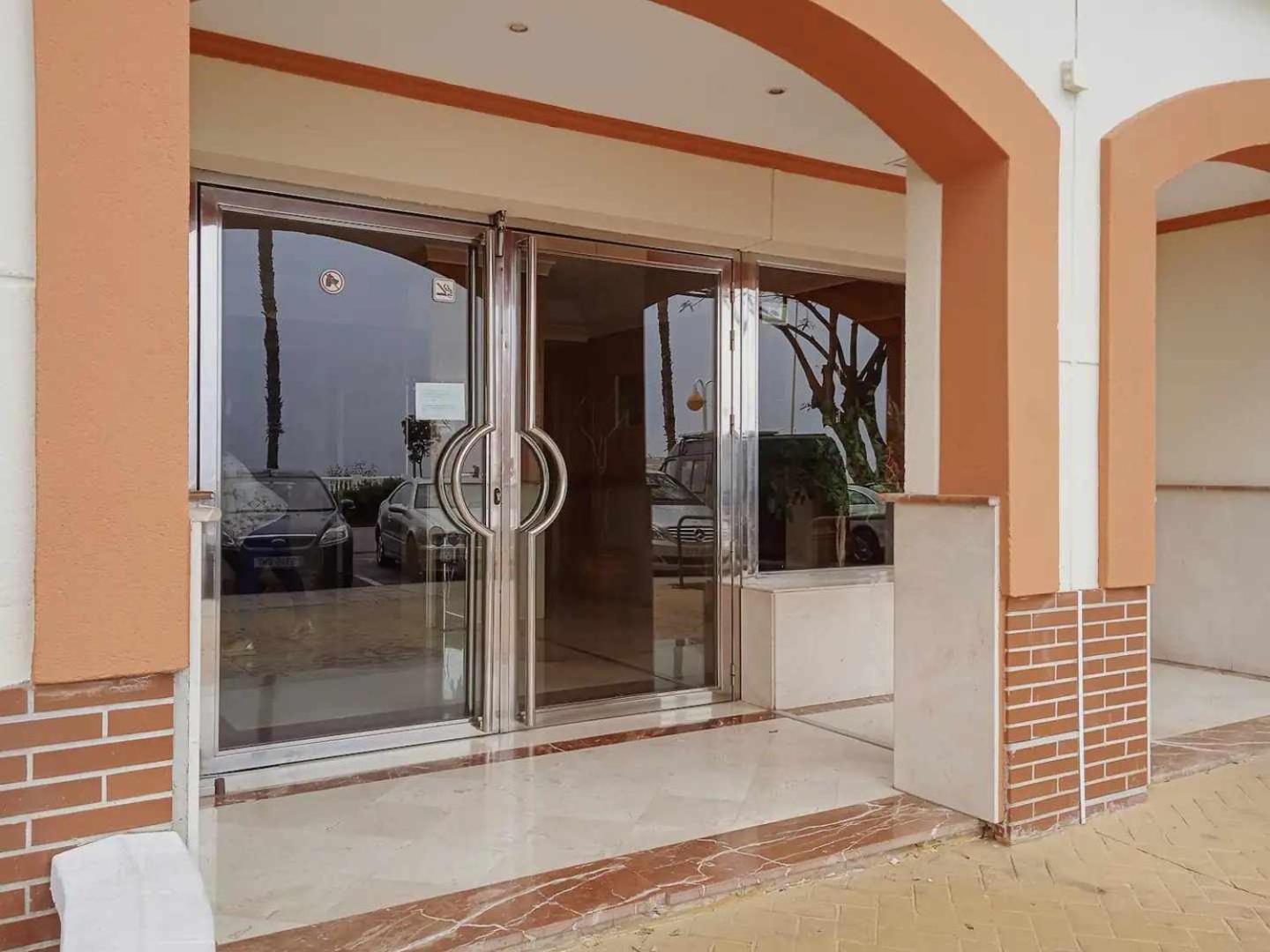 Precioso apartamento en primera línea de playa III