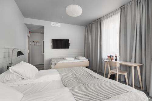 Heimen Hotel - Image 2