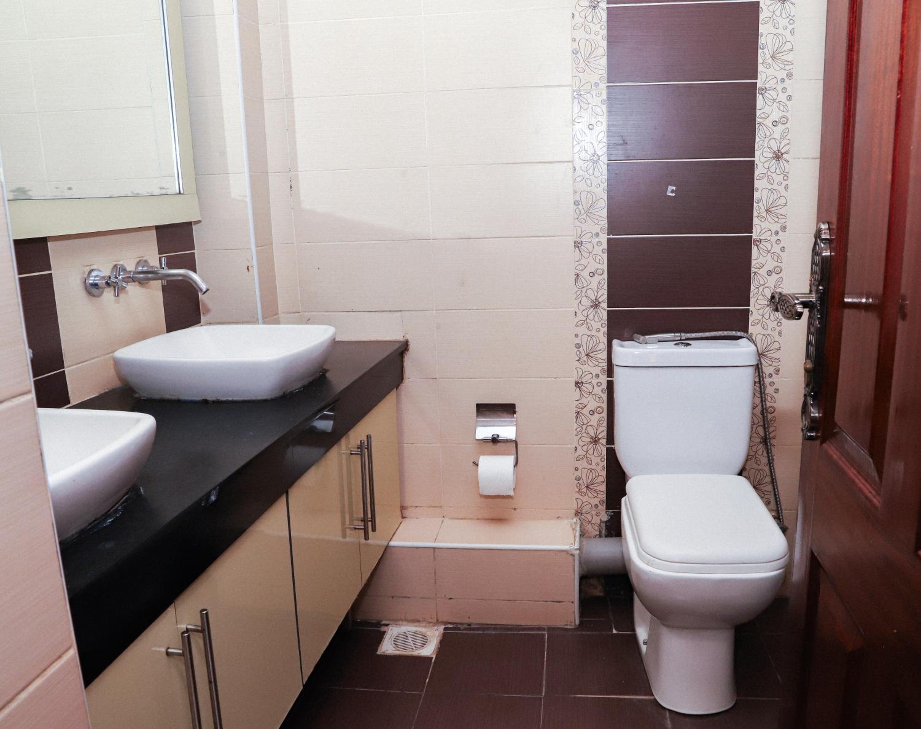 3 bedroom home by Emmaculate view 2