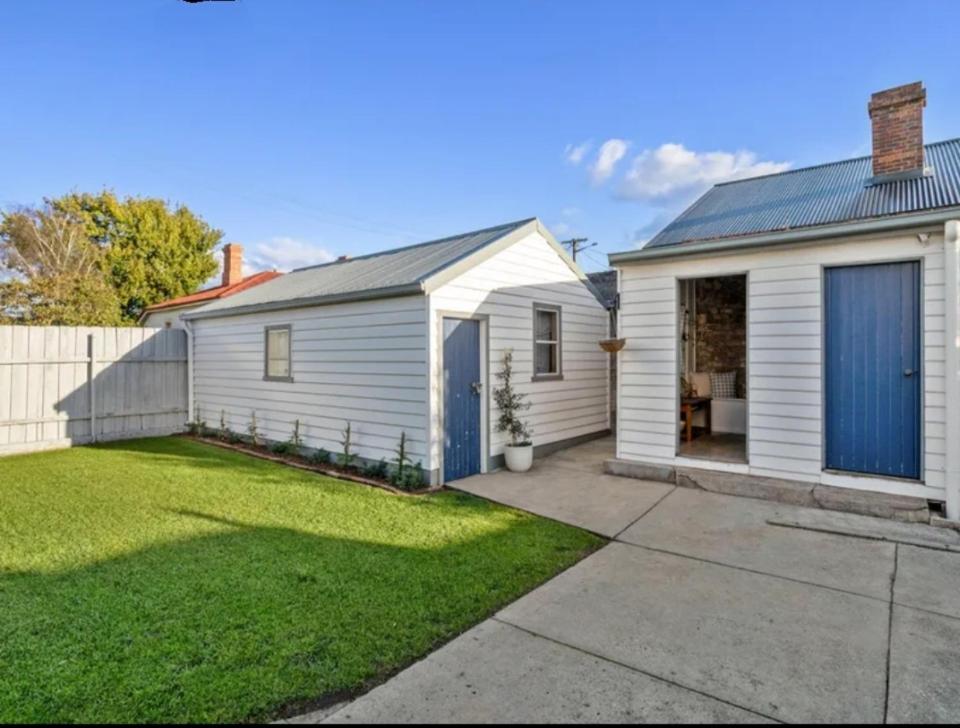 Three Bedrooms Hermay Cottage