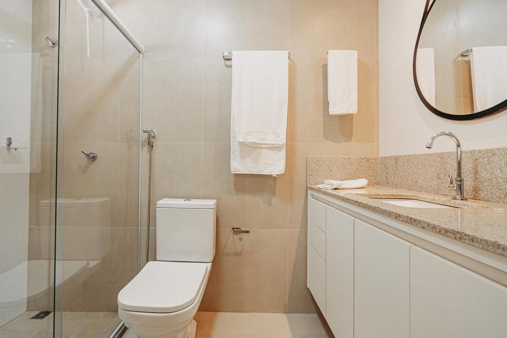 casadecastelhanos, Quadra do MAR de CASTELHANOS, 4 suítes com AR, Churrasqueira, Piscina, Hidromassagem, Cozinha INTEGRADA GOURMET Ideal para FAMÍLIA E AMI