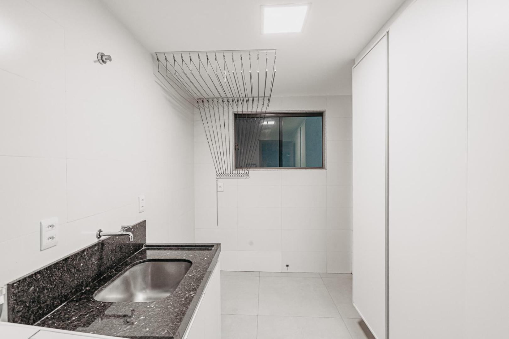 casadecastelhanos, Quadra do MAR de CASTELHANOS, 4 suítes com AR, Churrasqueira, Piscina, Hidromassagem, Cozinha INTEGRADA GOURMET Ideal para FAMÍLIA E AMI