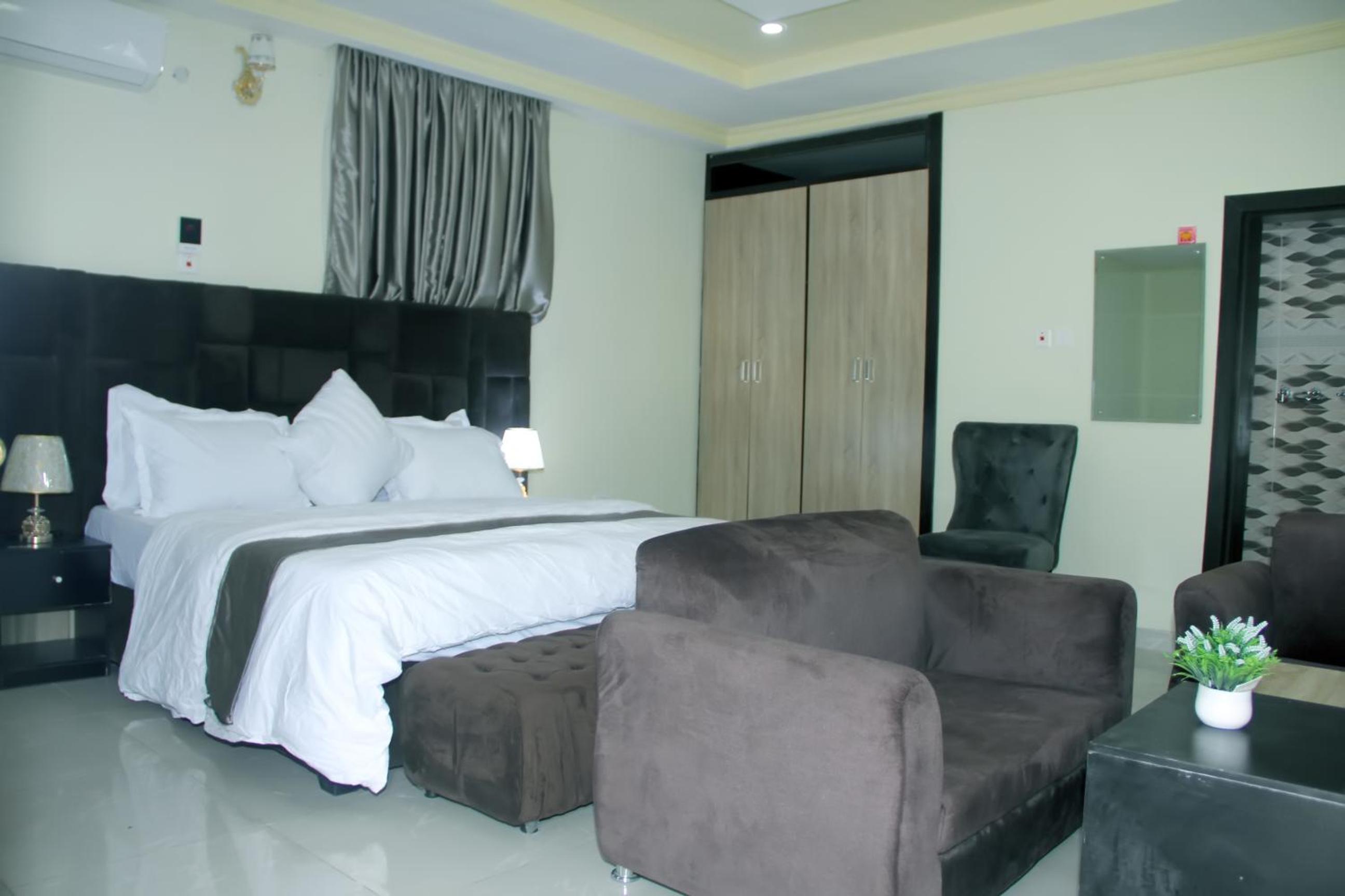 SILVERZB RESORT