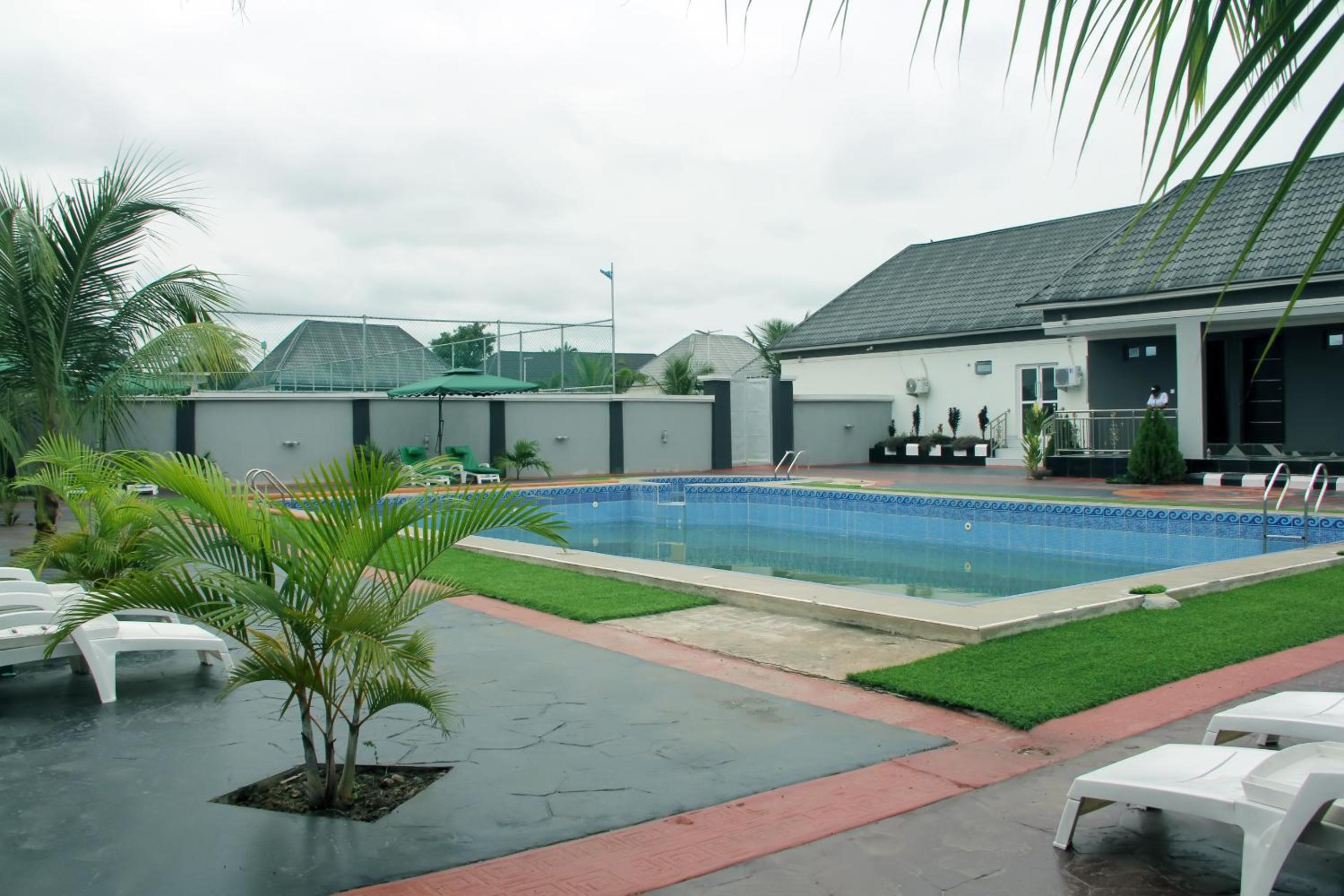 SILVERZB RESORT