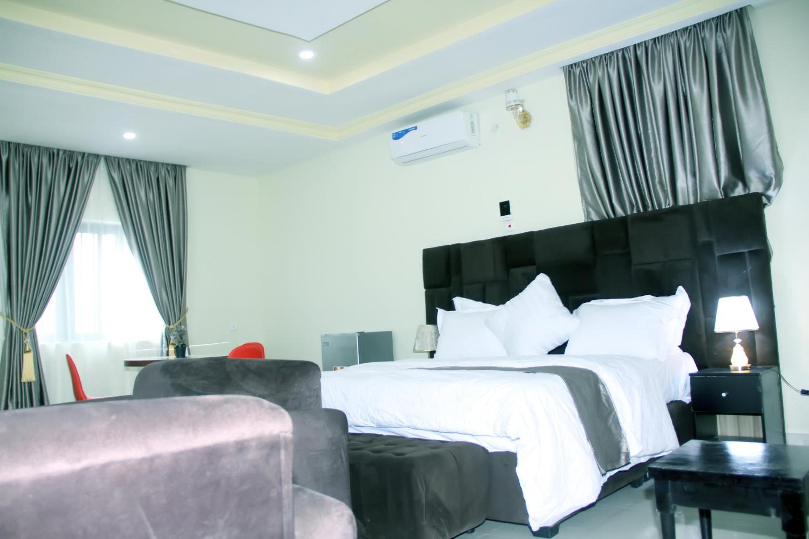 SILVERZB RESORT