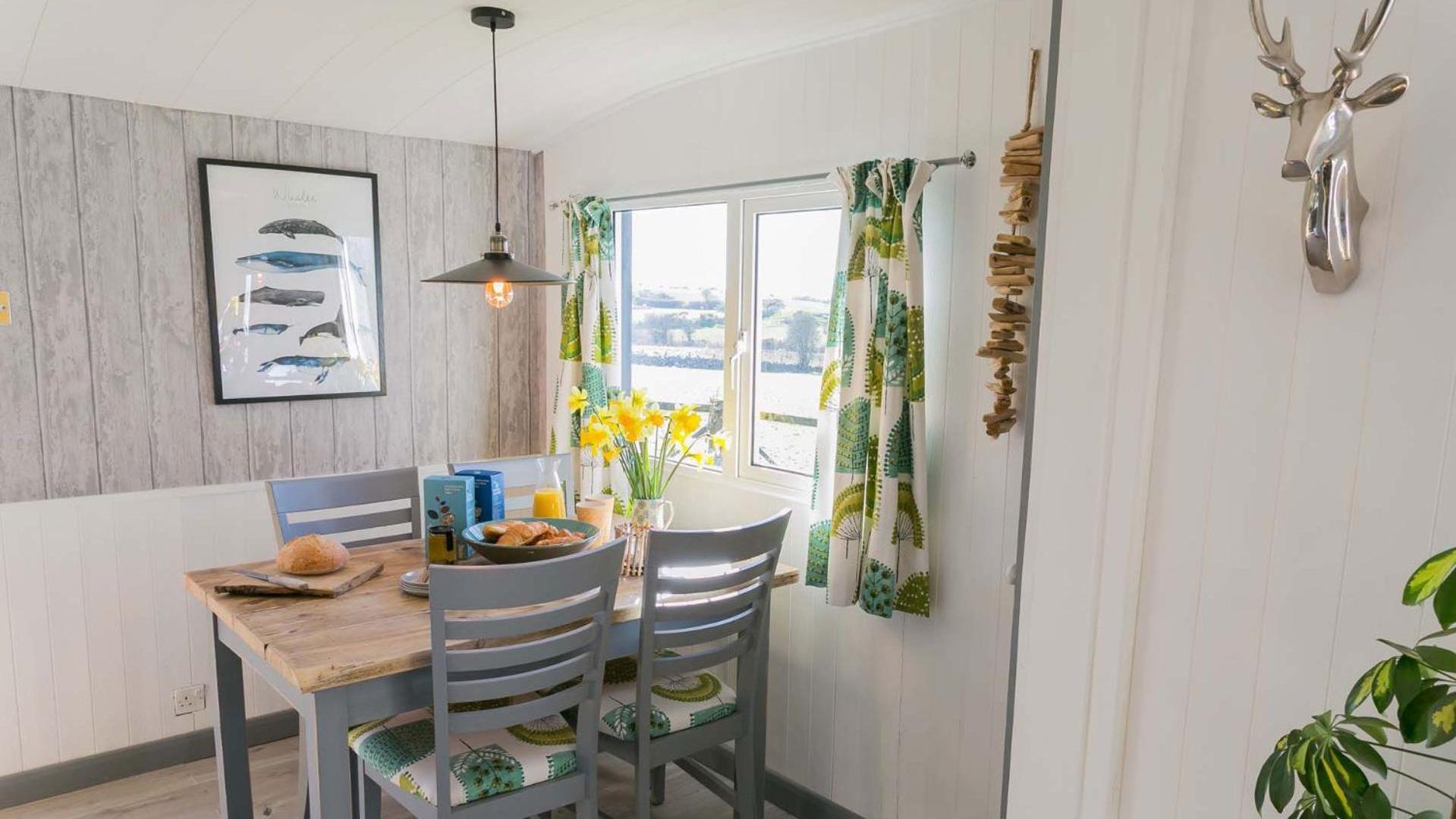 Easter Cabin