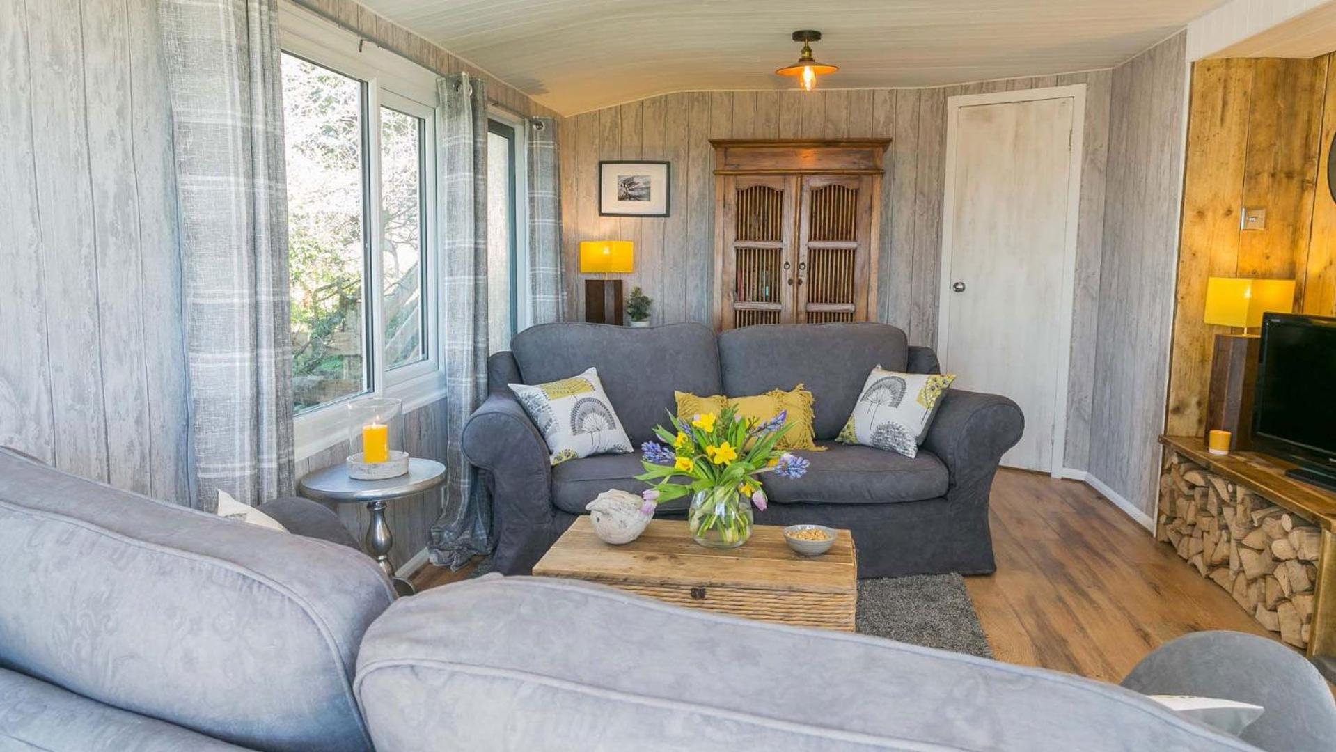Easter Cabin