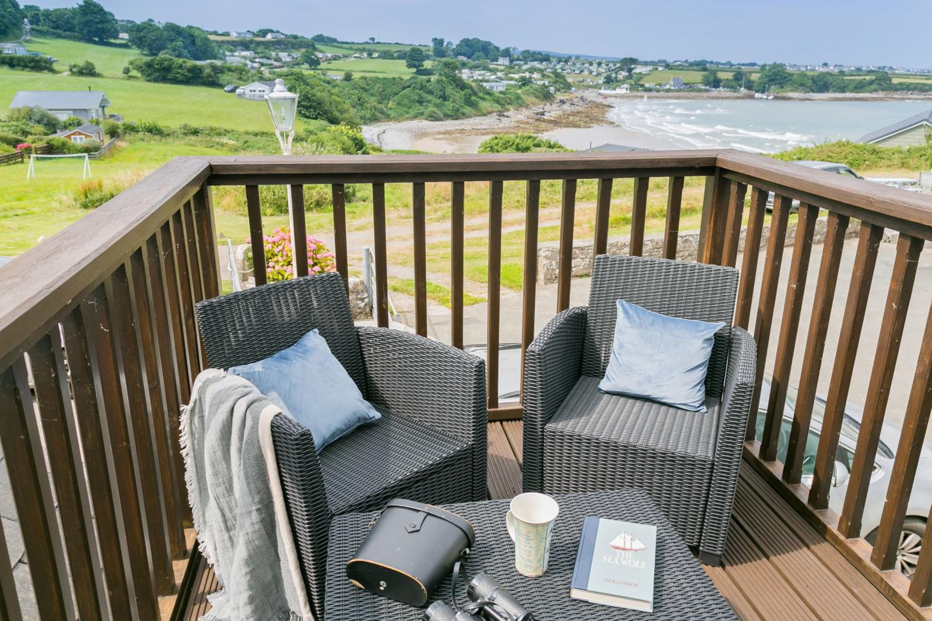 Dinas Cottage