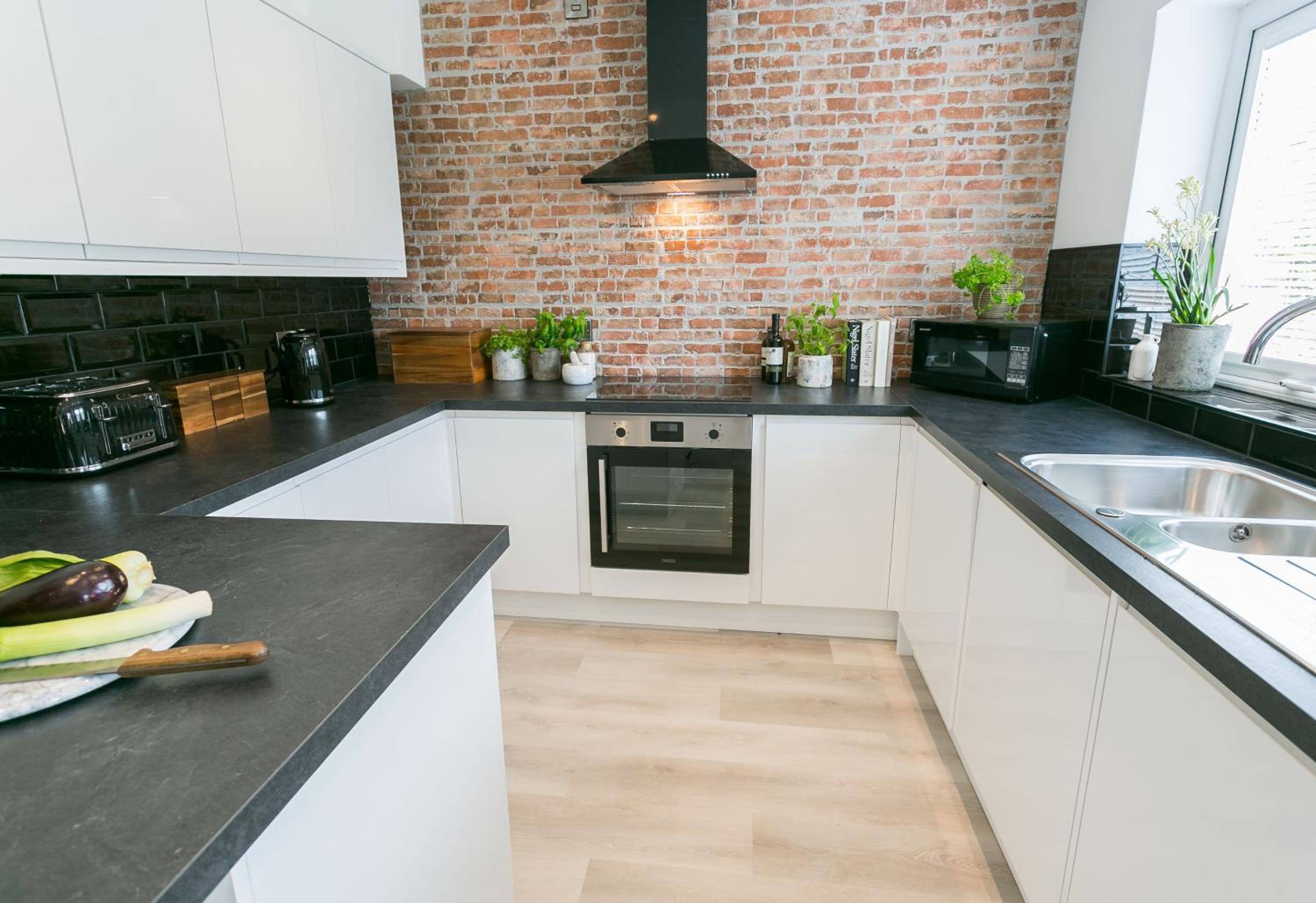 Dinas Cottage