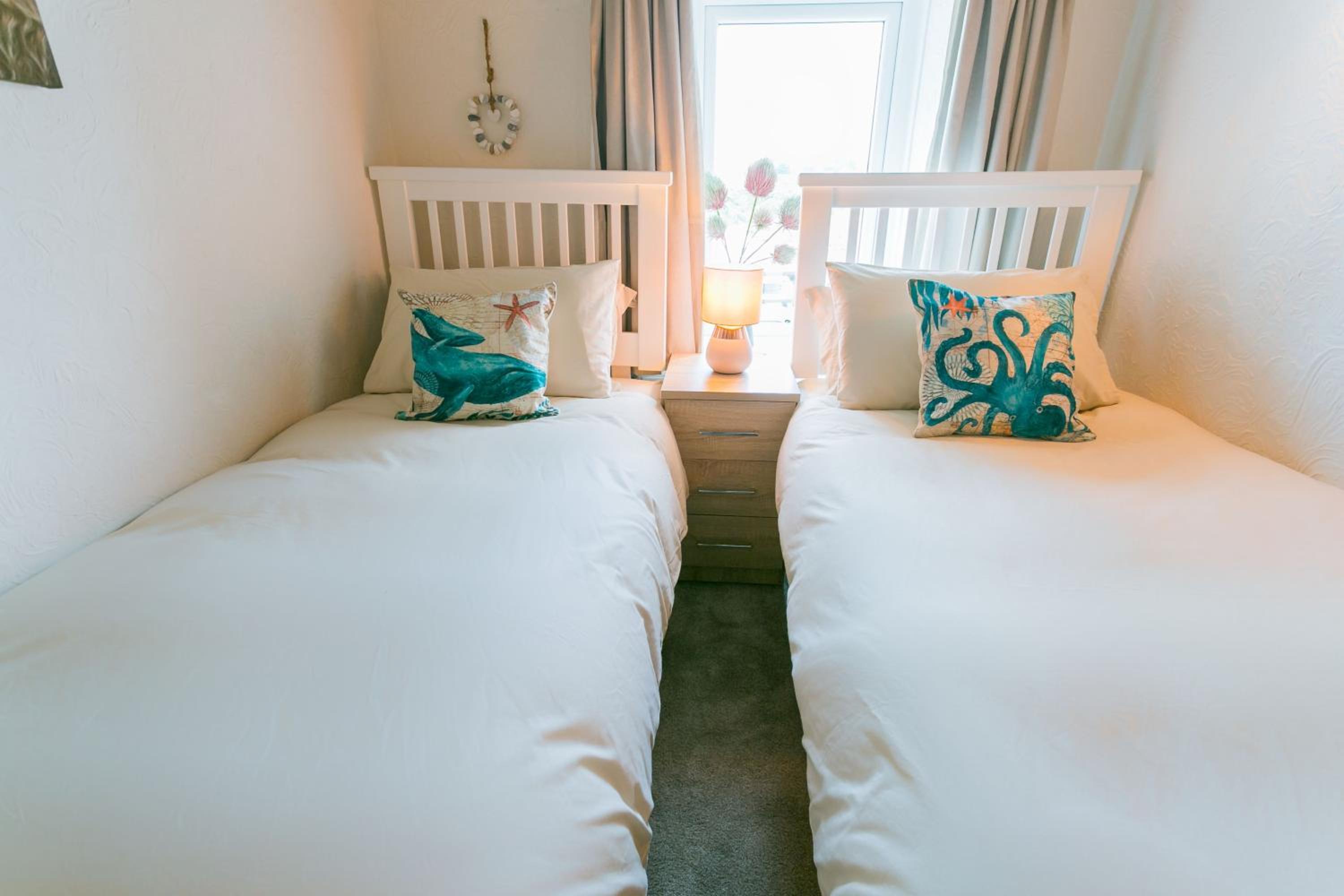 Dinas Cottage