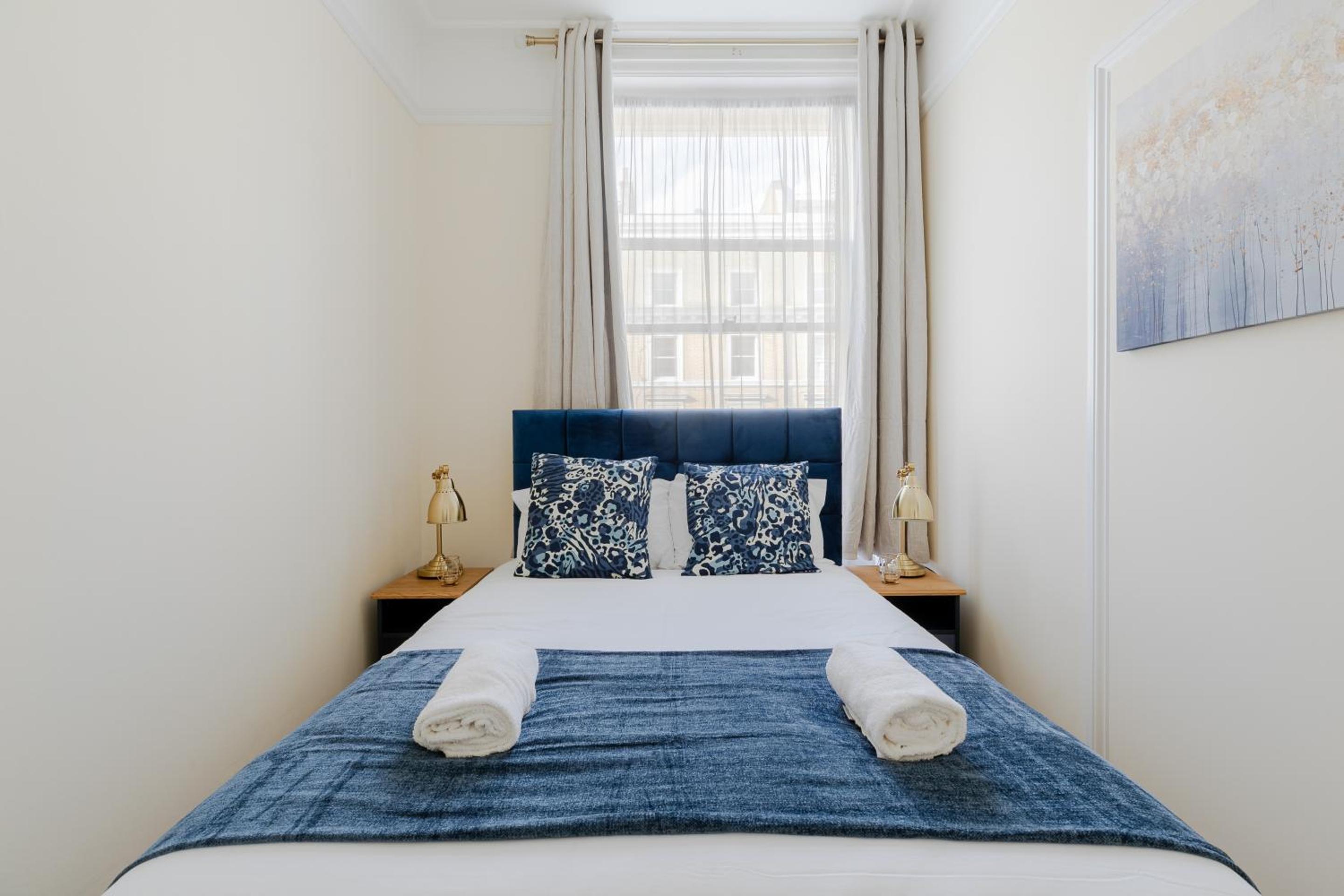 Natural History Museum Apartments