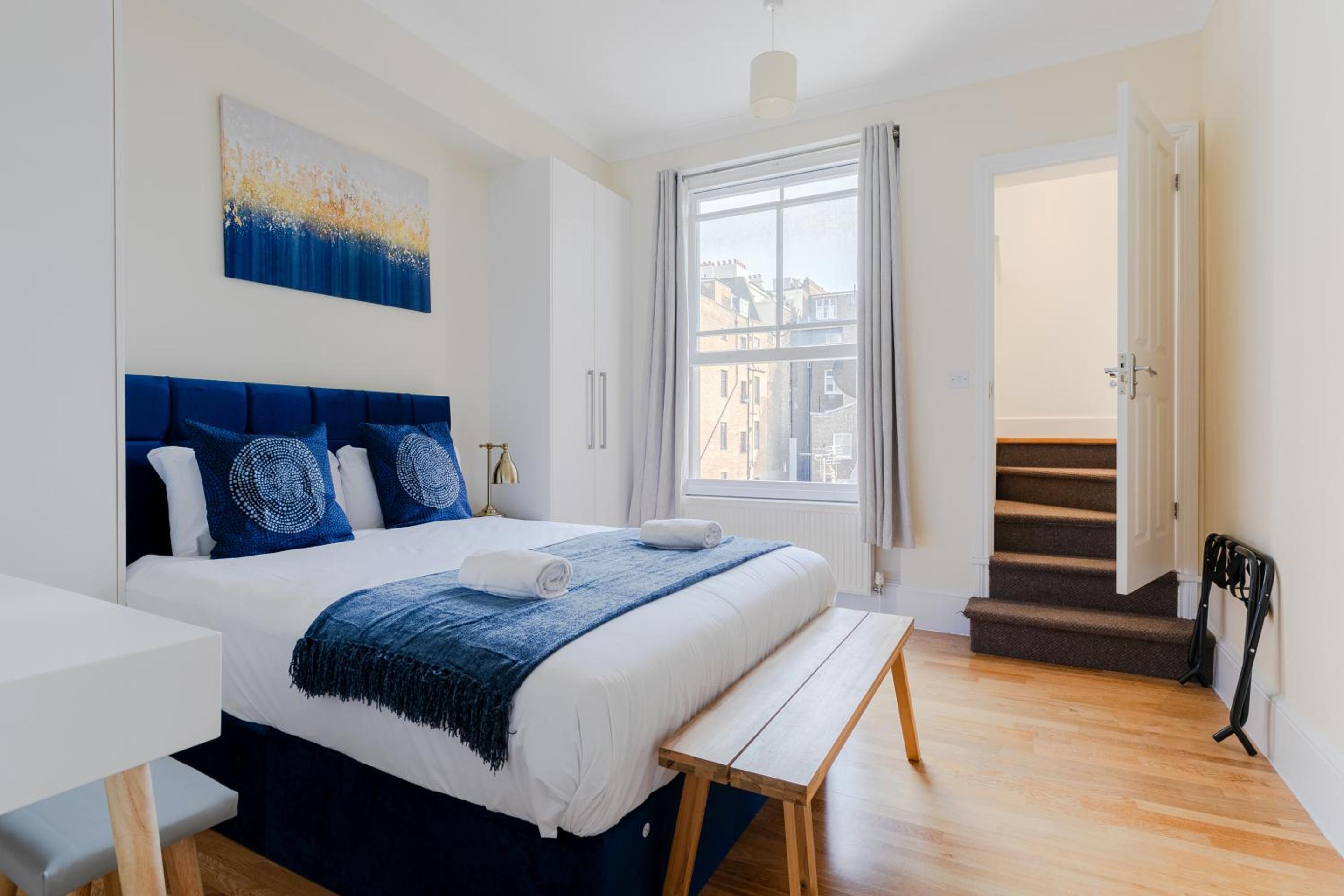 Natural History Museum Apartments