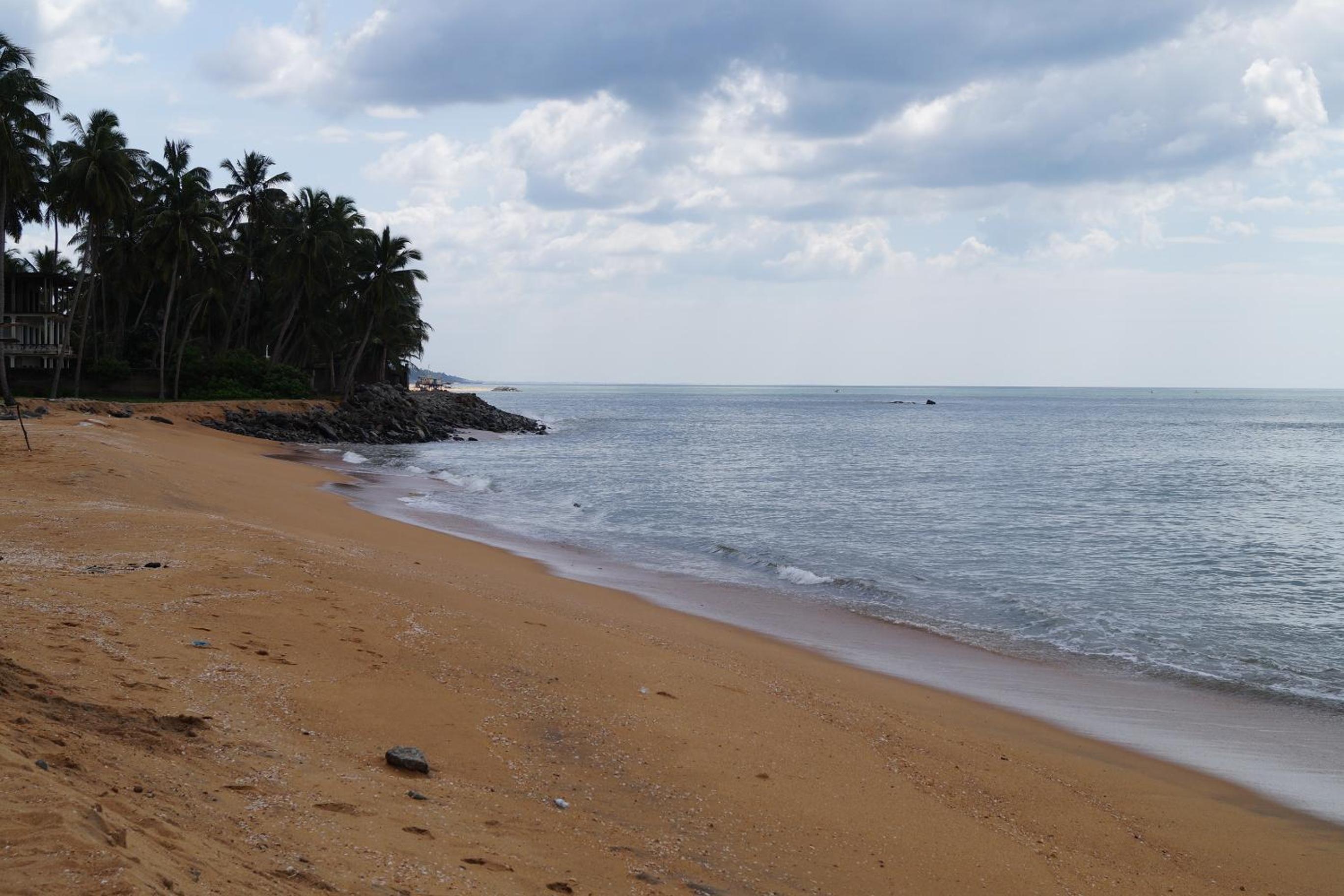 Sri Beach Bungalows And Villa