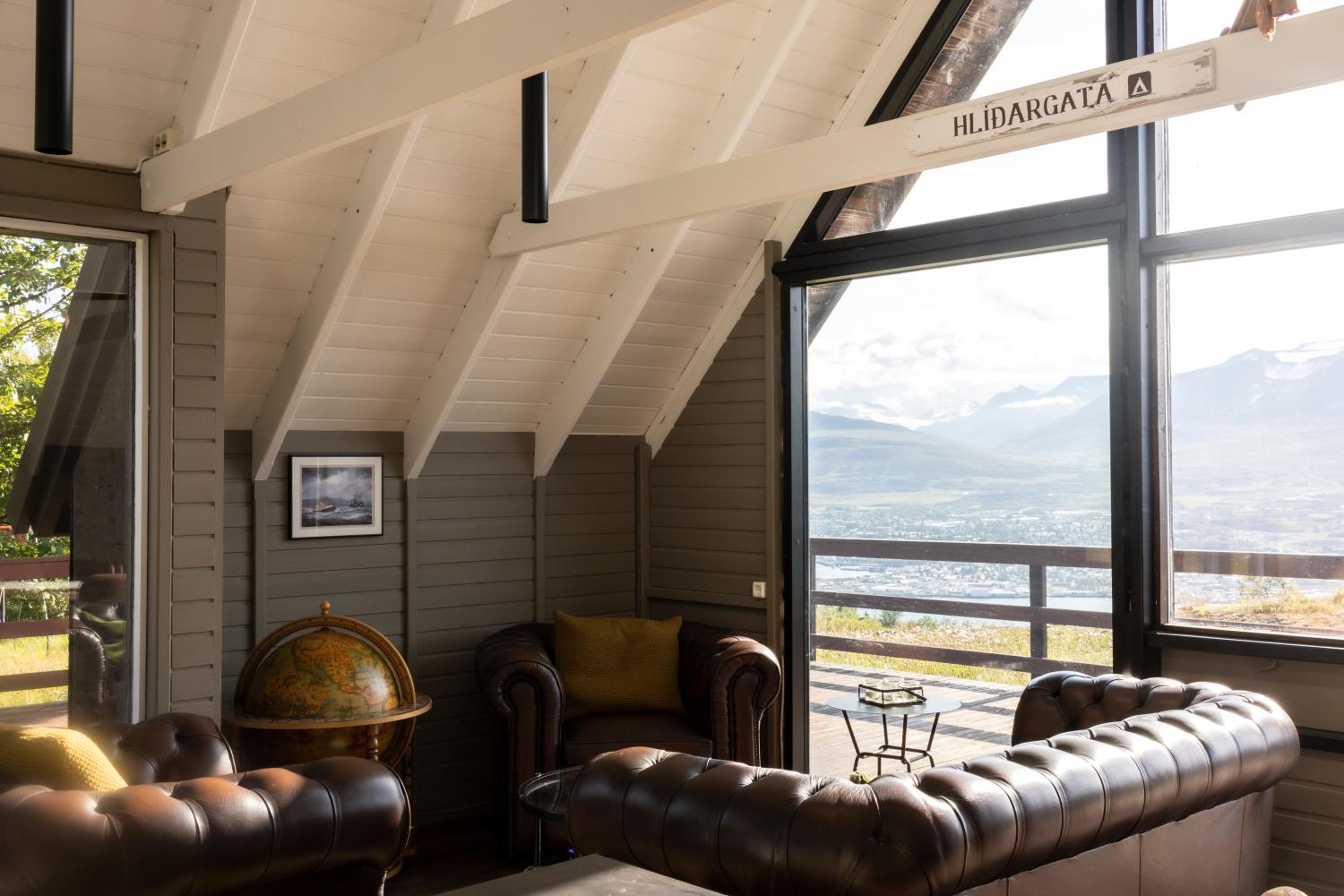 Akureyri Retreat