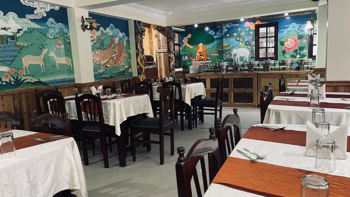 restaurant