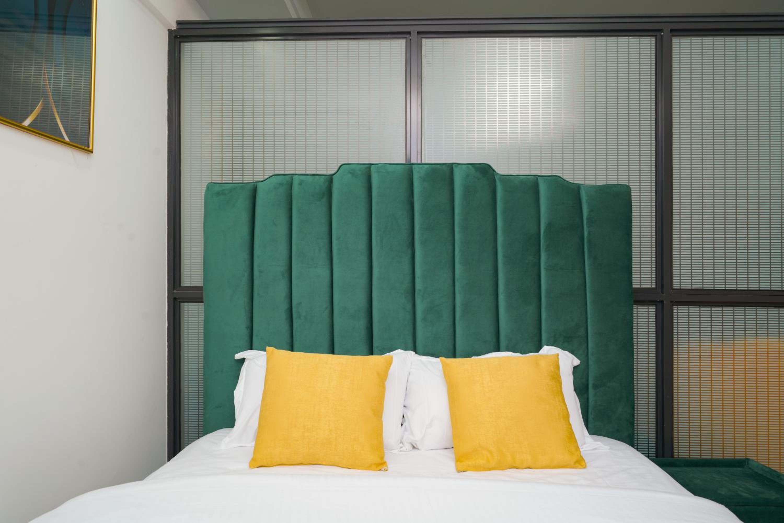 Luxury 1 bedroom apartment