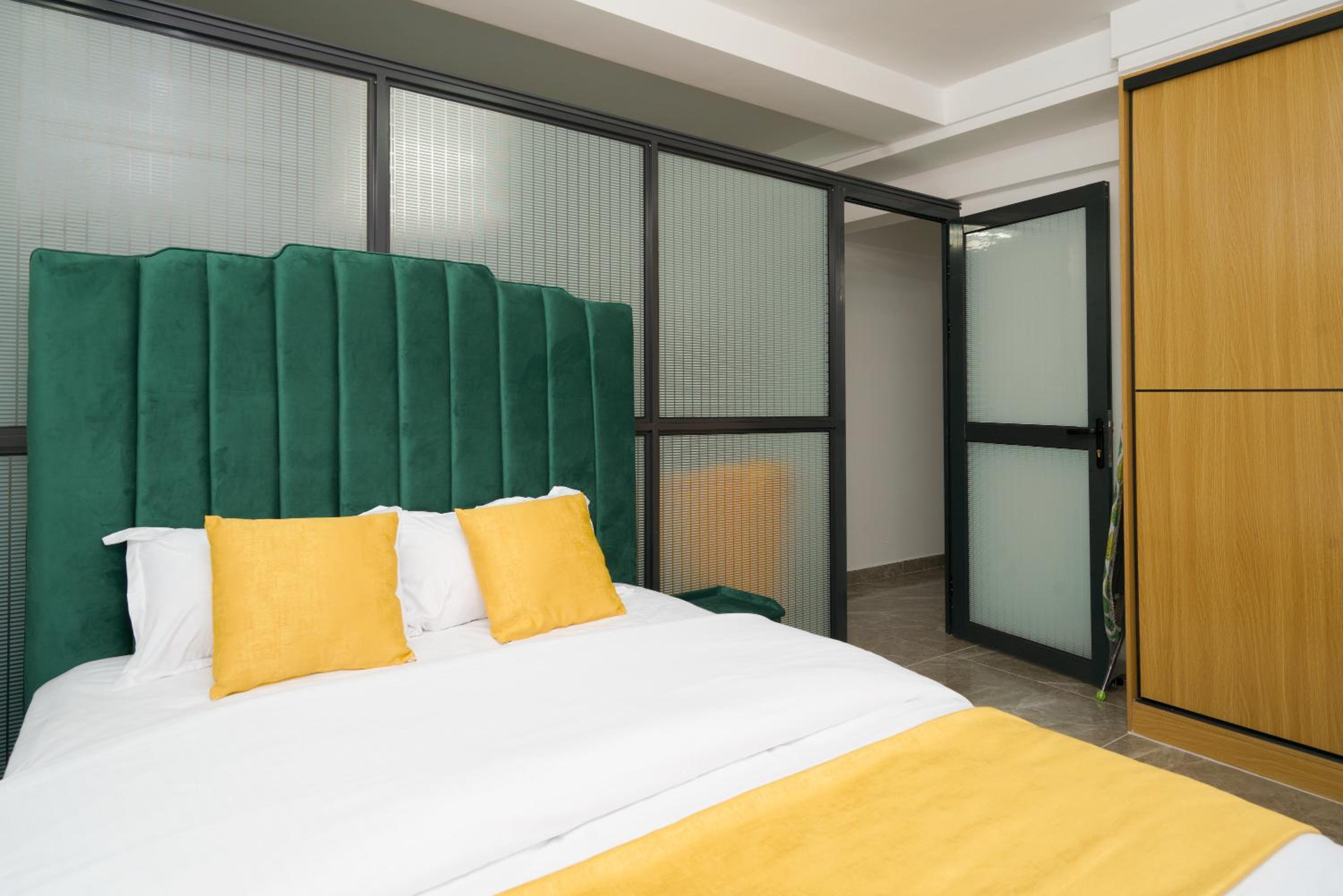 Luxury 1 bedroom apartment
