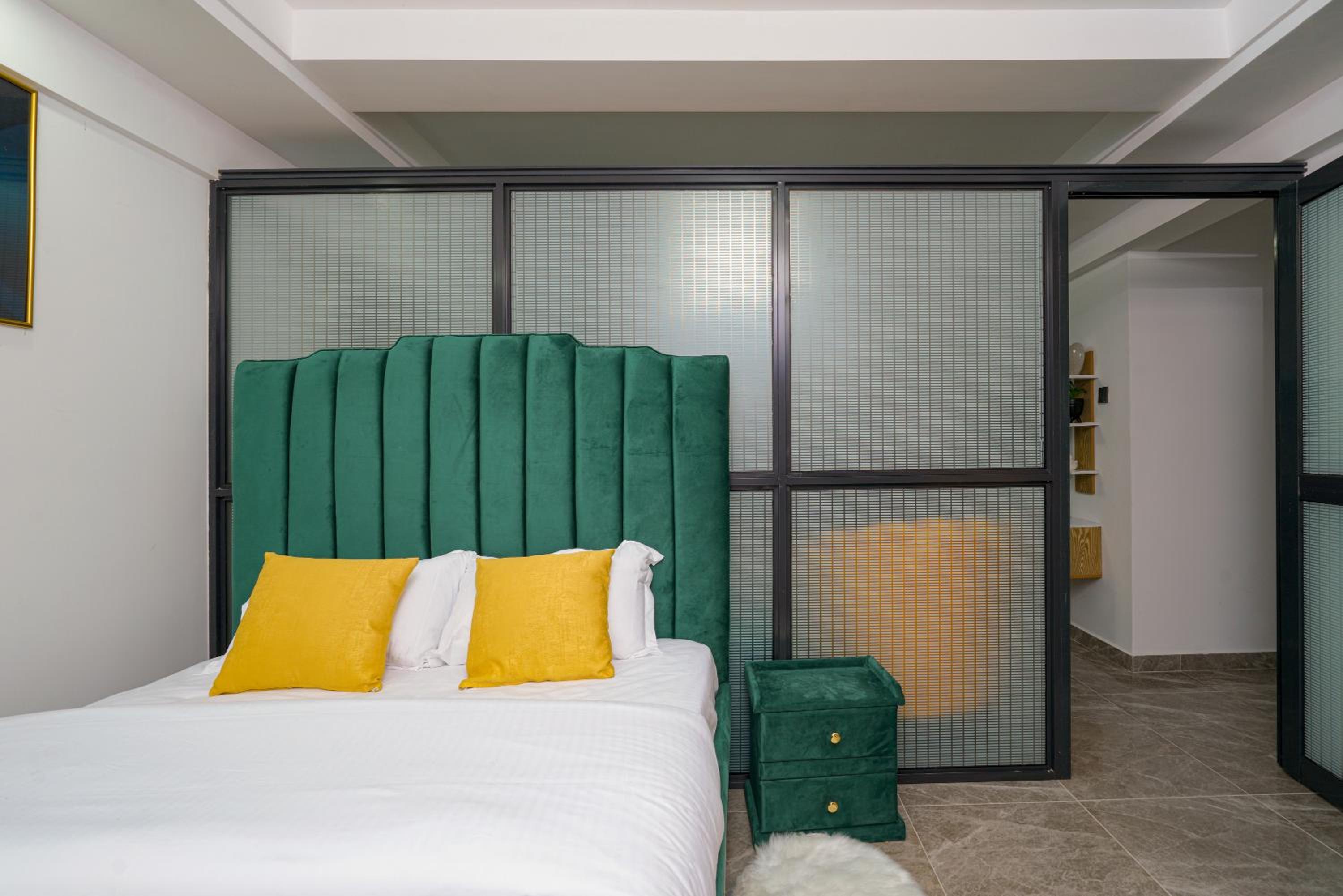 Luxury 1 bedroom apartment