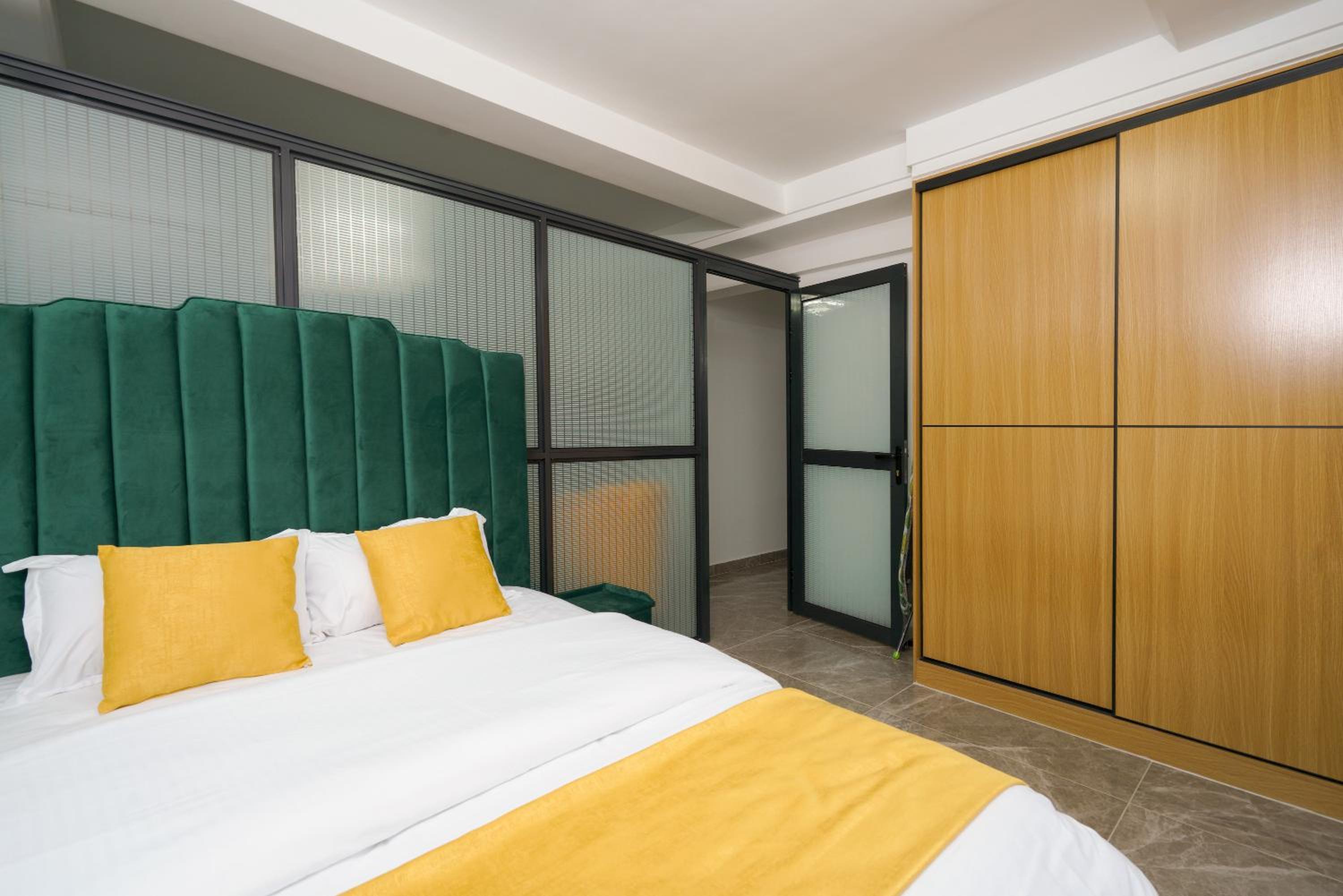 Luxury 1 bedroom apartment