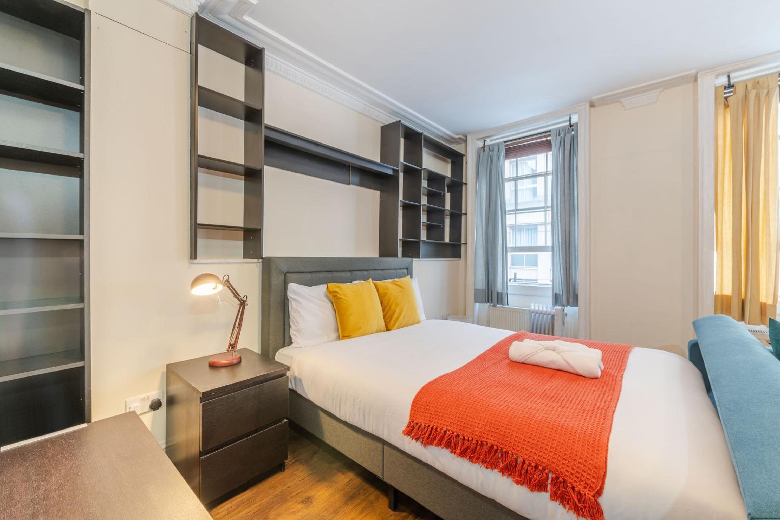 Luxury Apartments Trafalgar Square Embankment Collection