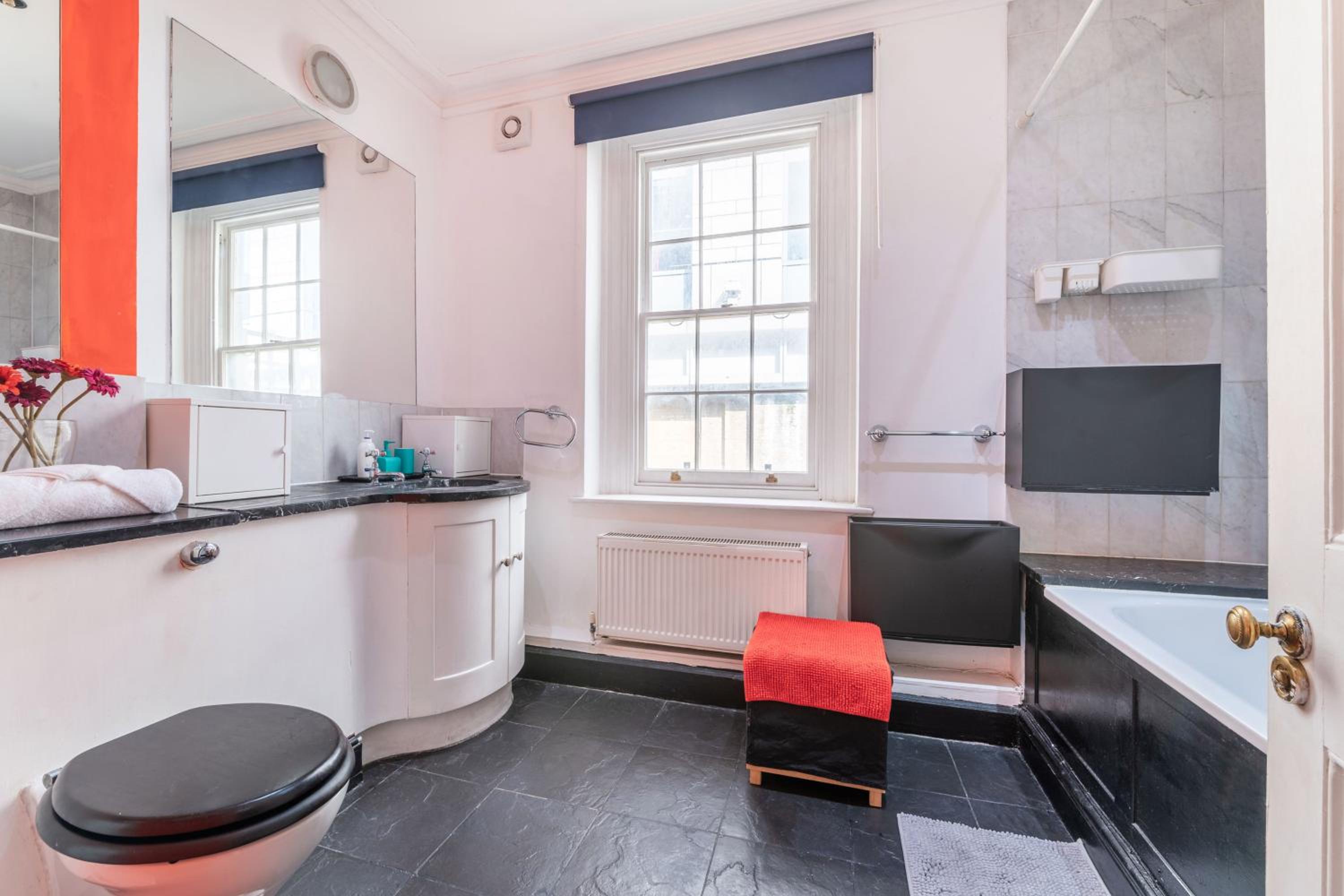 Luxury Apartments Trafalgar Square Embankment Collection
