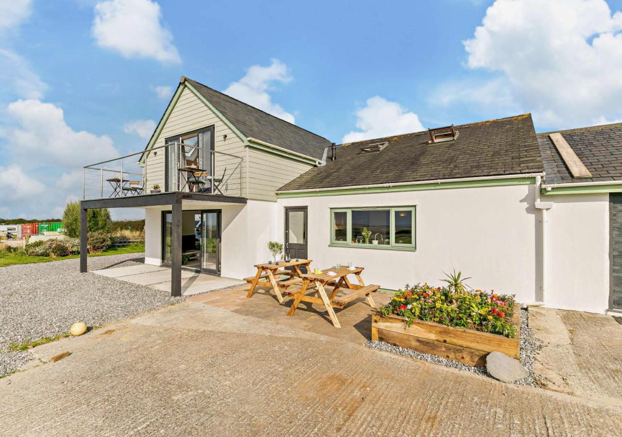 5 Bed in St. Merryn oc-t27899
