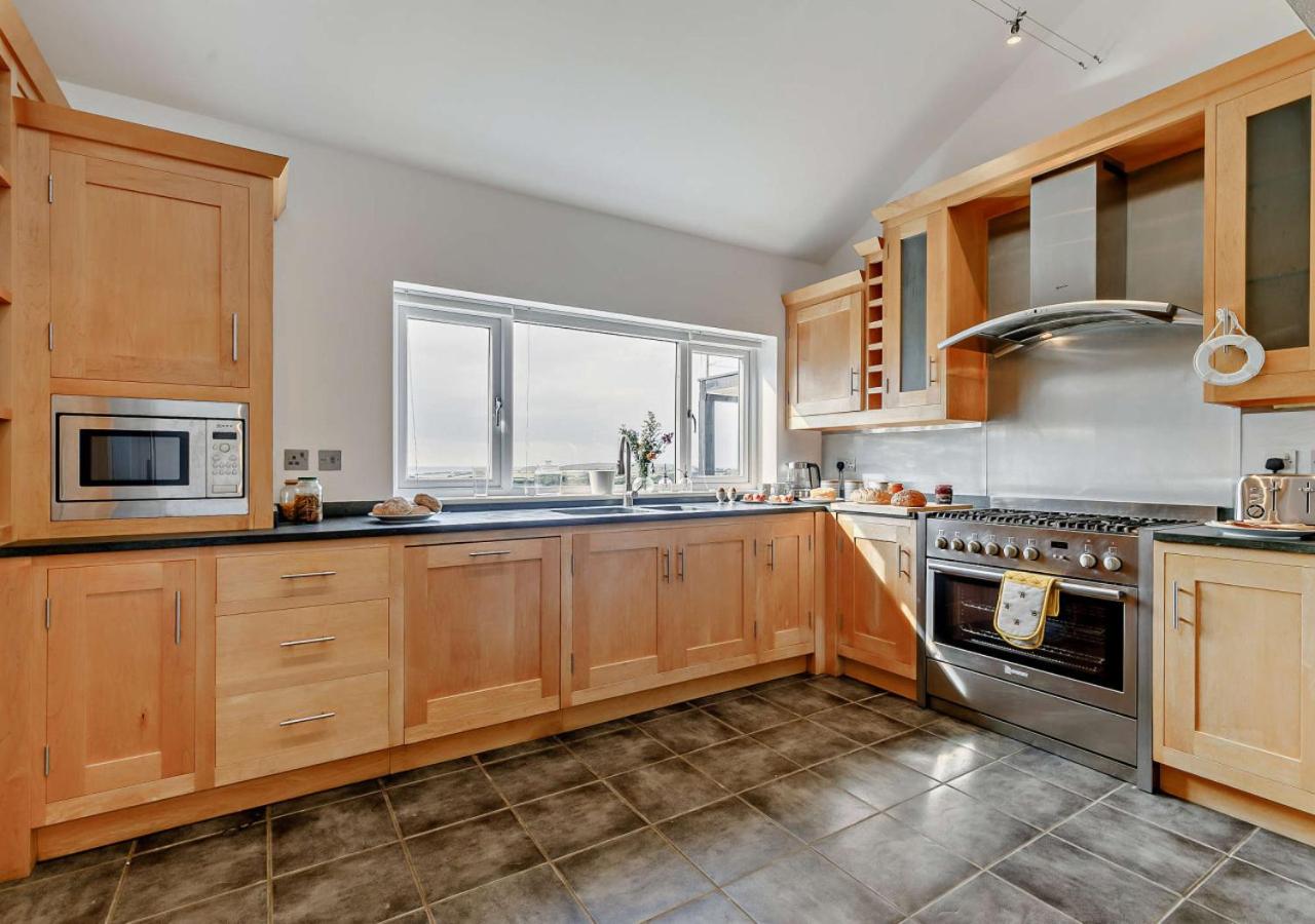 5 Bed in St. Merryn oc-t27899