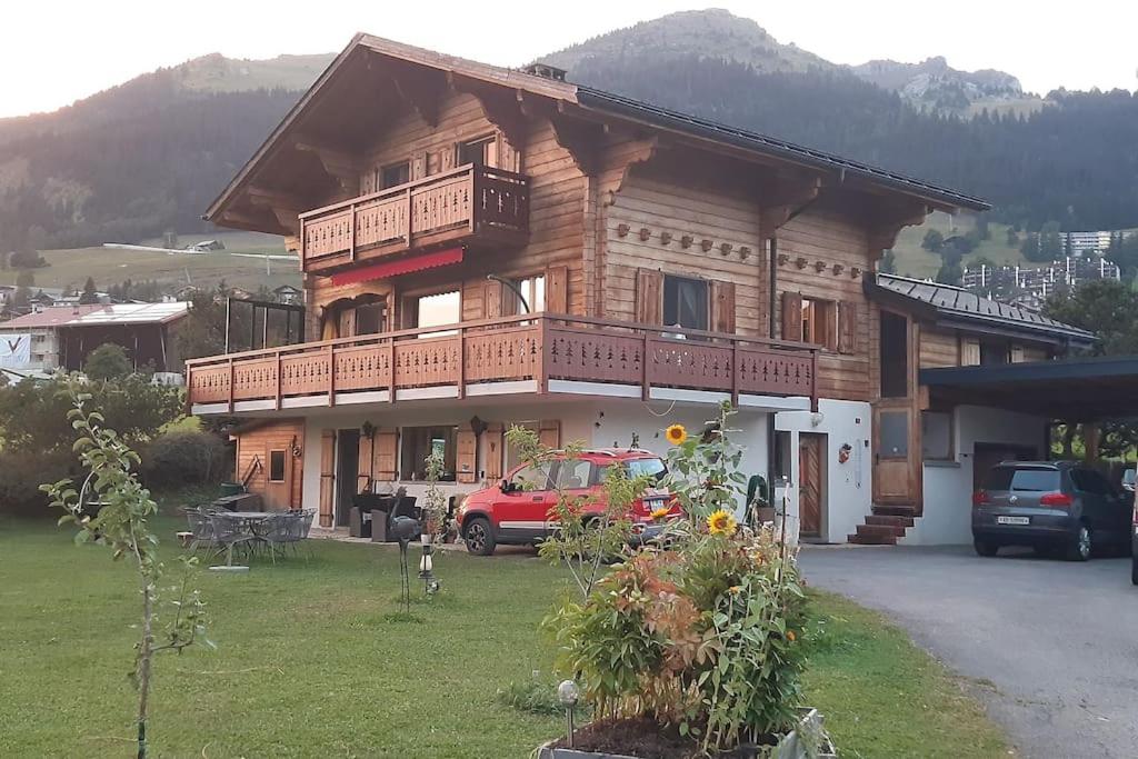 Studio dans un chalet avec jardin privatif