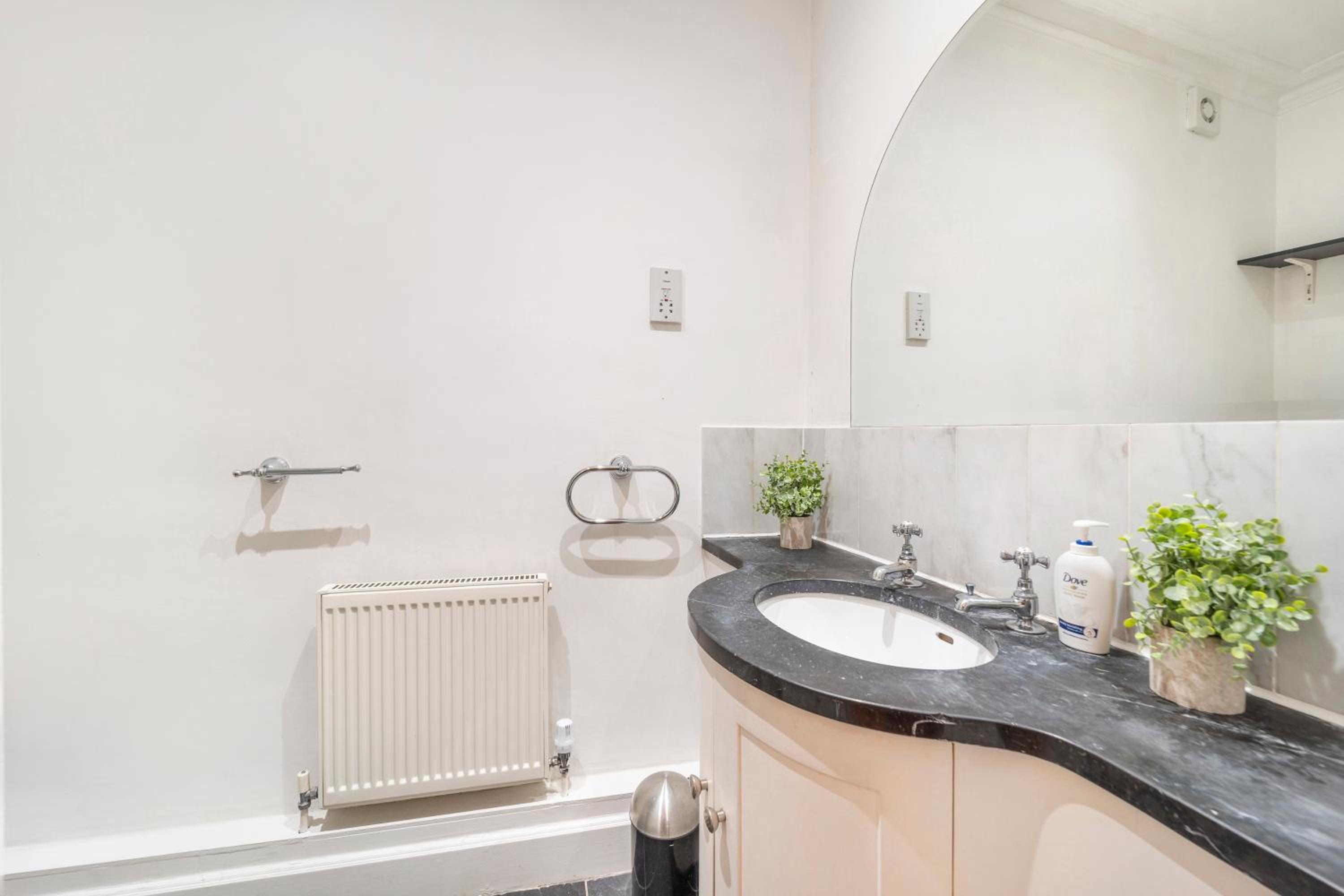 Luxury Apartments Trafalgar Square Embankment Collection
