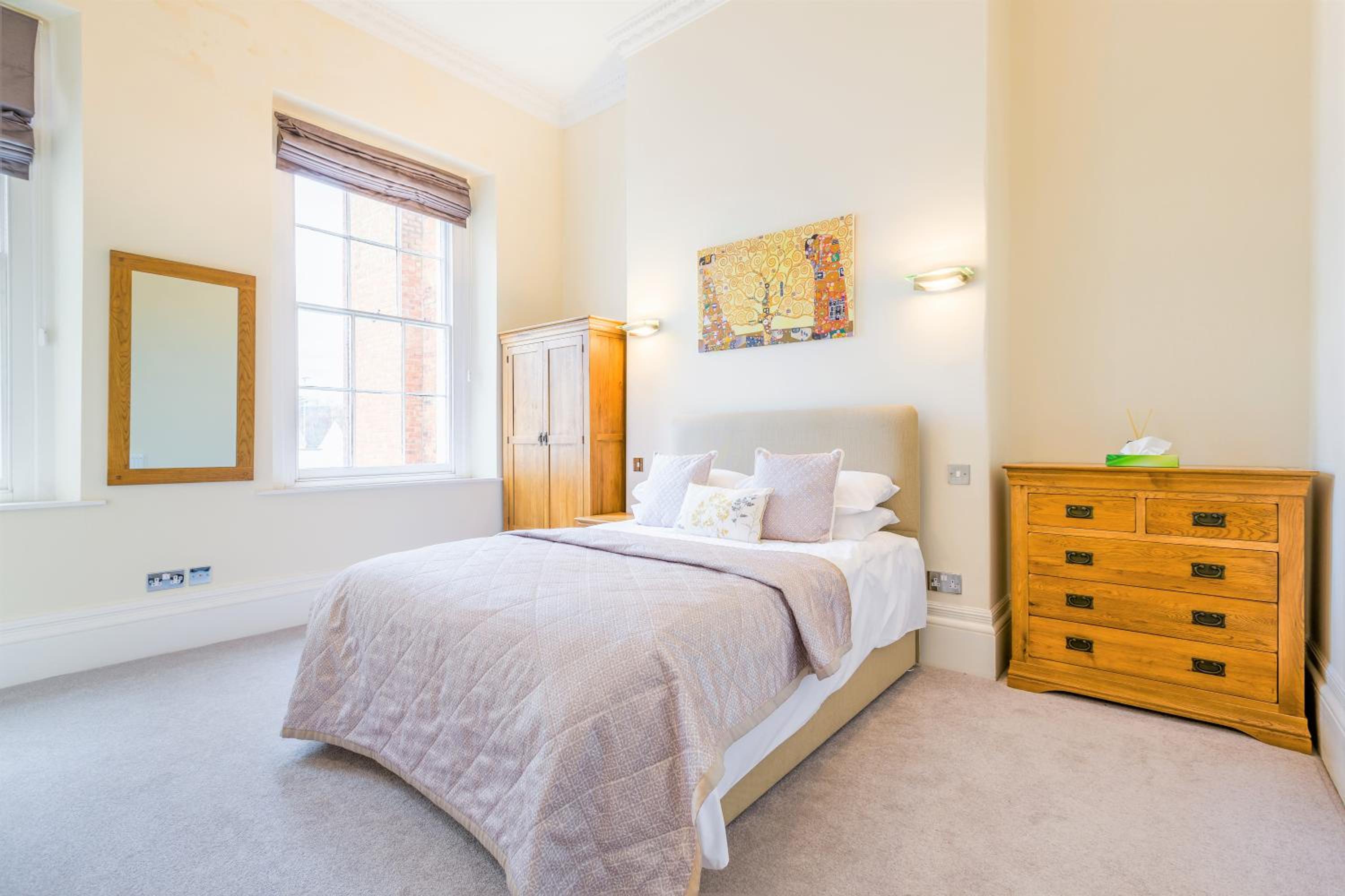 Croft House - By Luxury Apartments