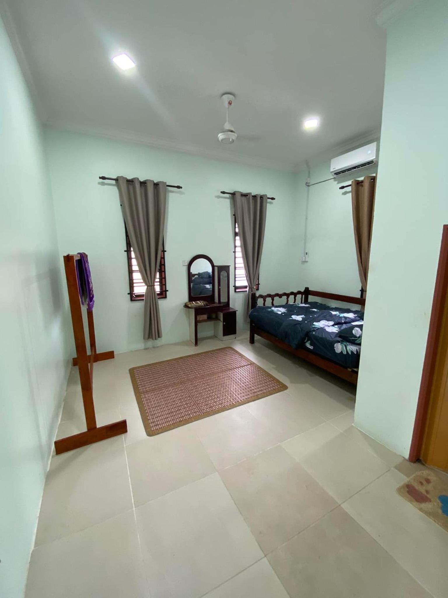 Dzanz Homestay photo 6