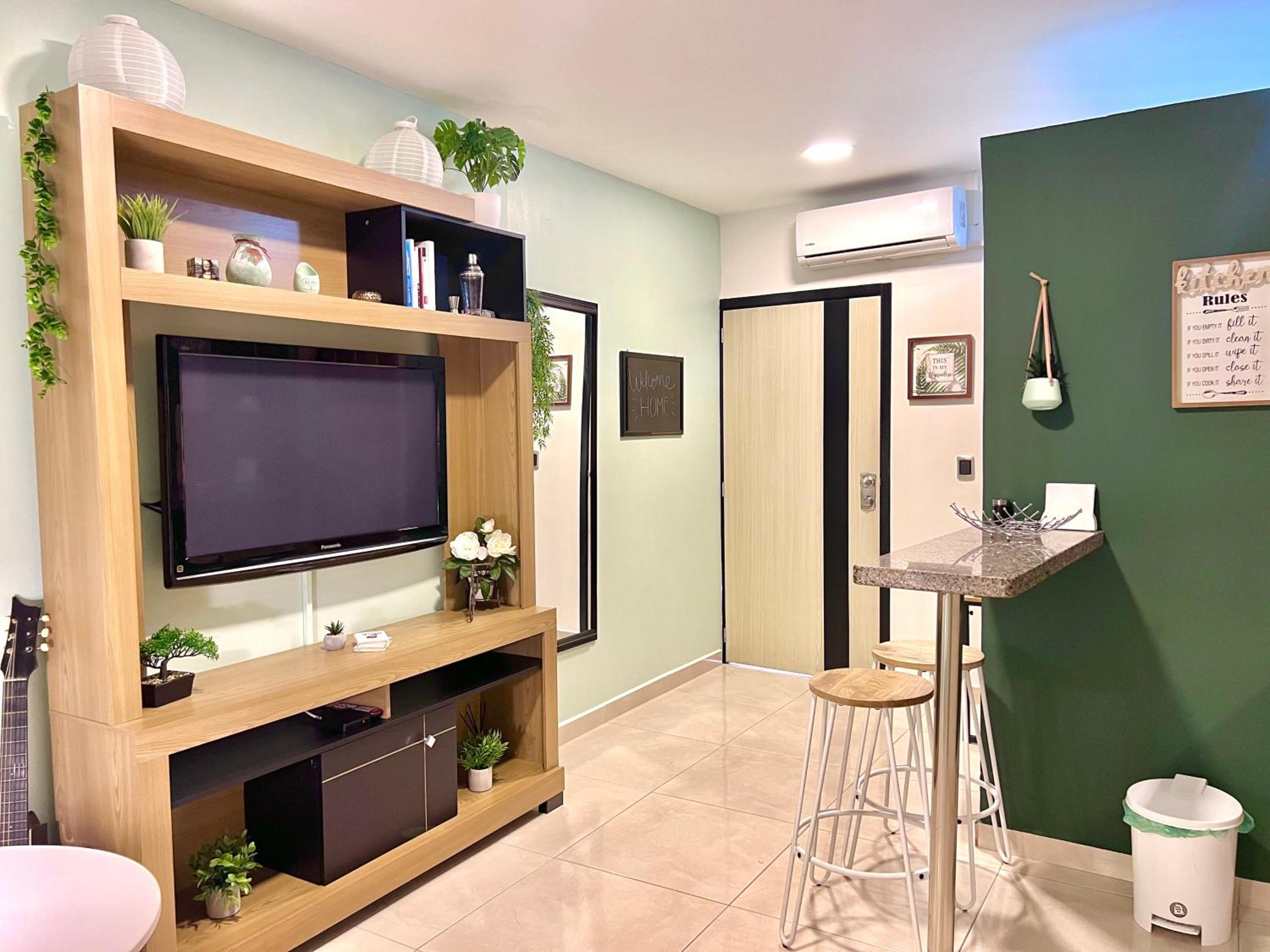 NEW Elegant & Cozy Studio - Best Central Location